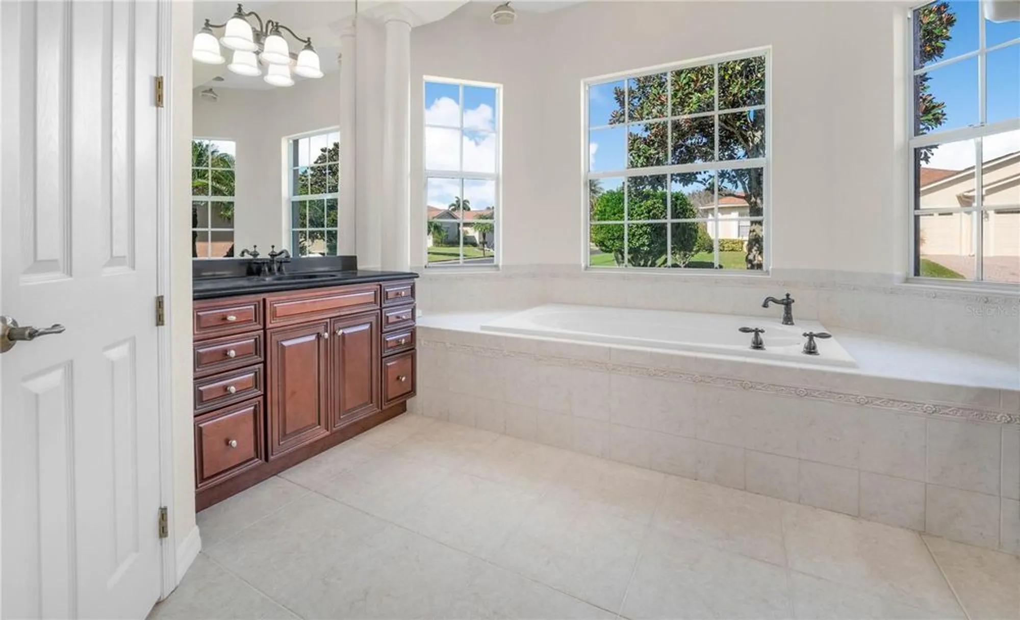 Property Slideshow image 19 of 68 | 4497 strathmore dr, Lake Wales, FL, 33859
