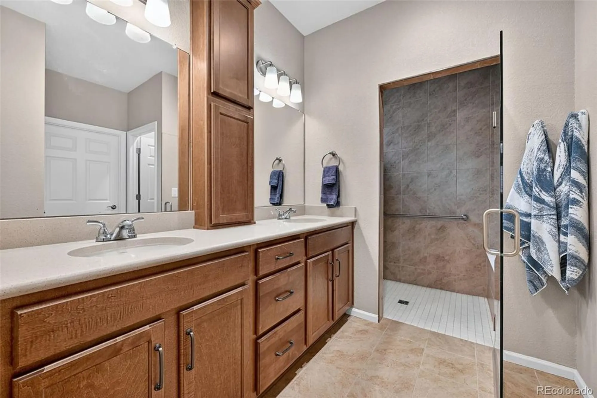 Property Slideshow image 20 of 49 | 5968 haster grv, Colorado Springs, CO, 80927