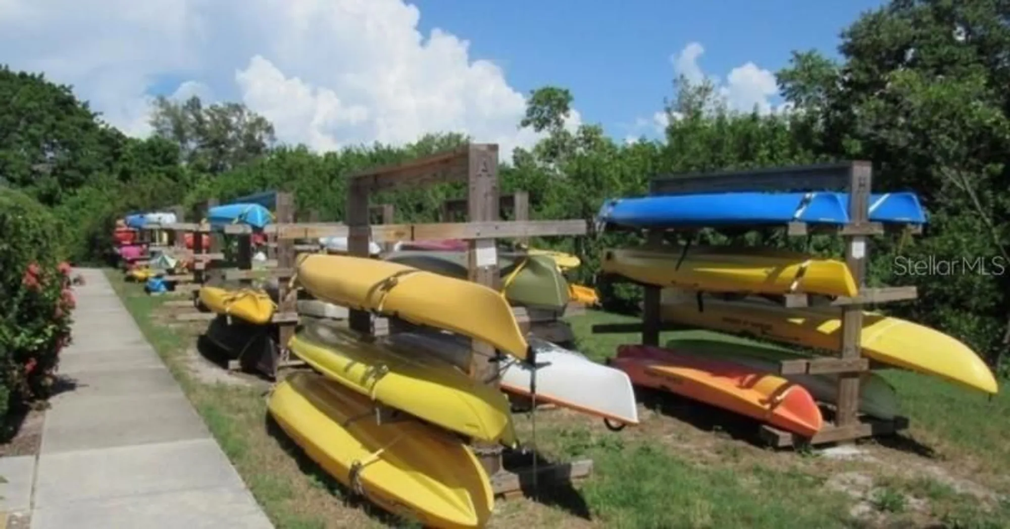 Property Slideshow image 36 of 41 | 1343 perico point cir # 117, Bradenton, FL, 34209