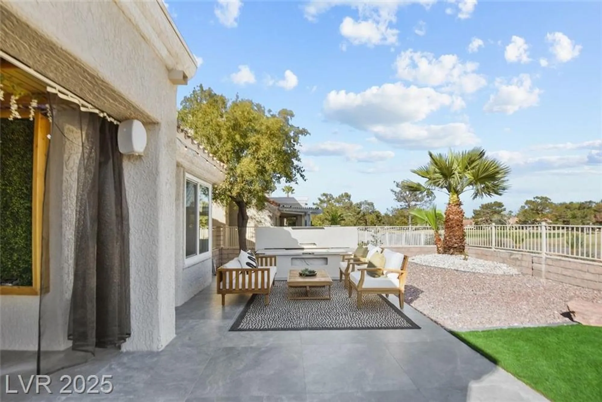 Property Slideshow image 12 of 36 | 2652 golfside dr, Las Vegas, NV, 89134