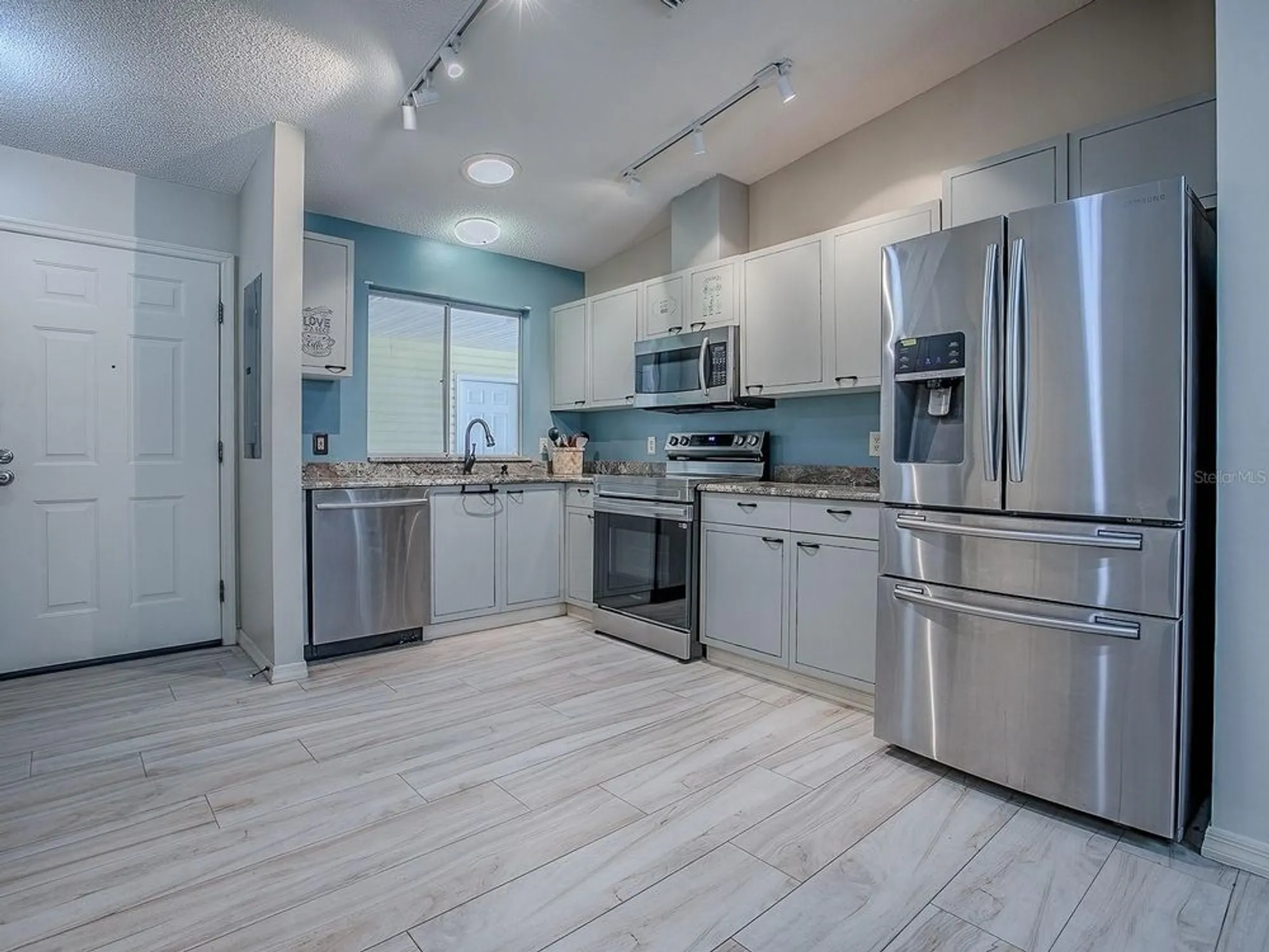 Property Slideshow image 6 of 44 | 1133 del toro dr, The Villages, FL, 32159