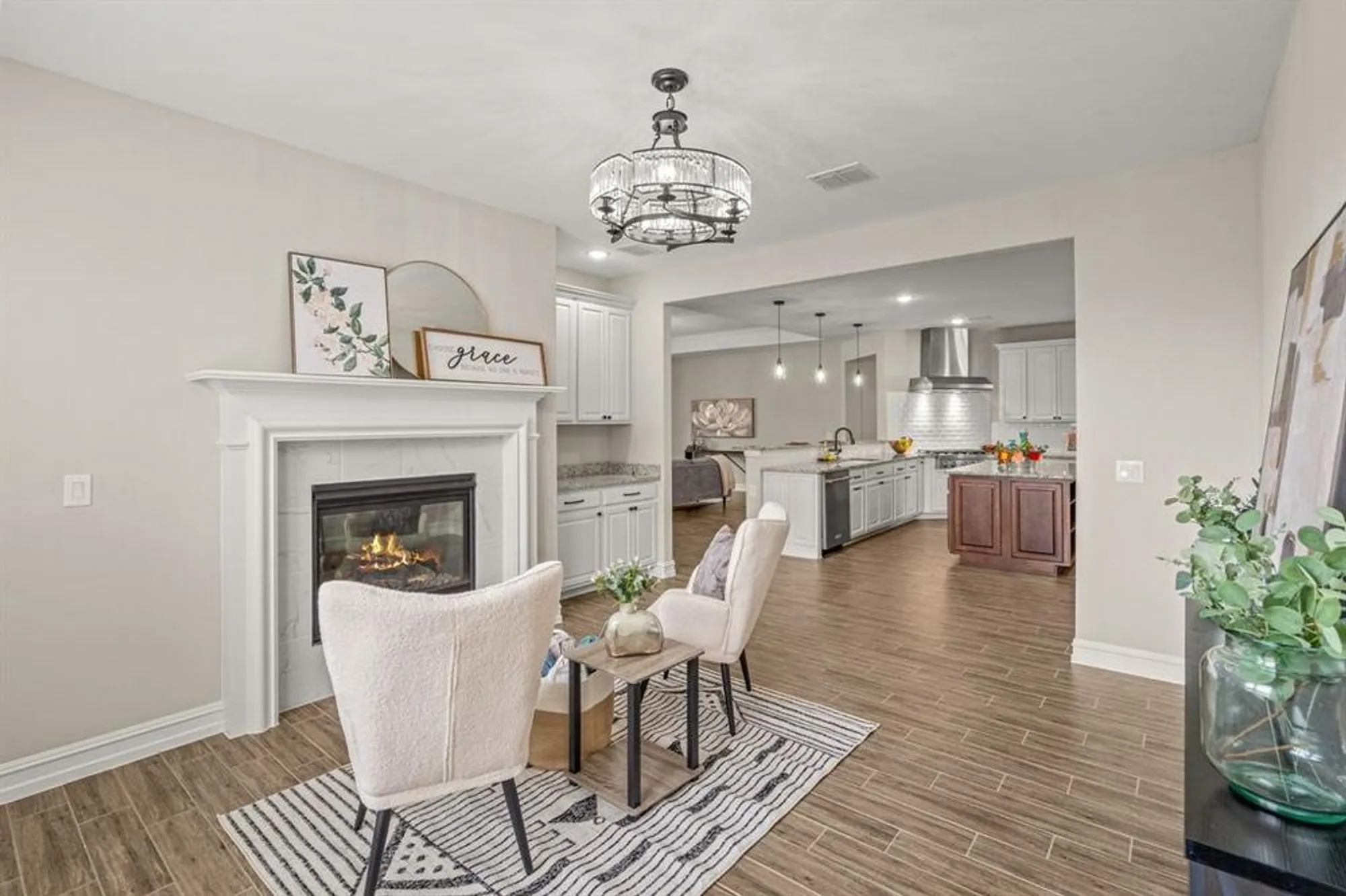 Property Slideshow image 18 of 40 | 712 freedom ln, Aubrey, TX, 76227