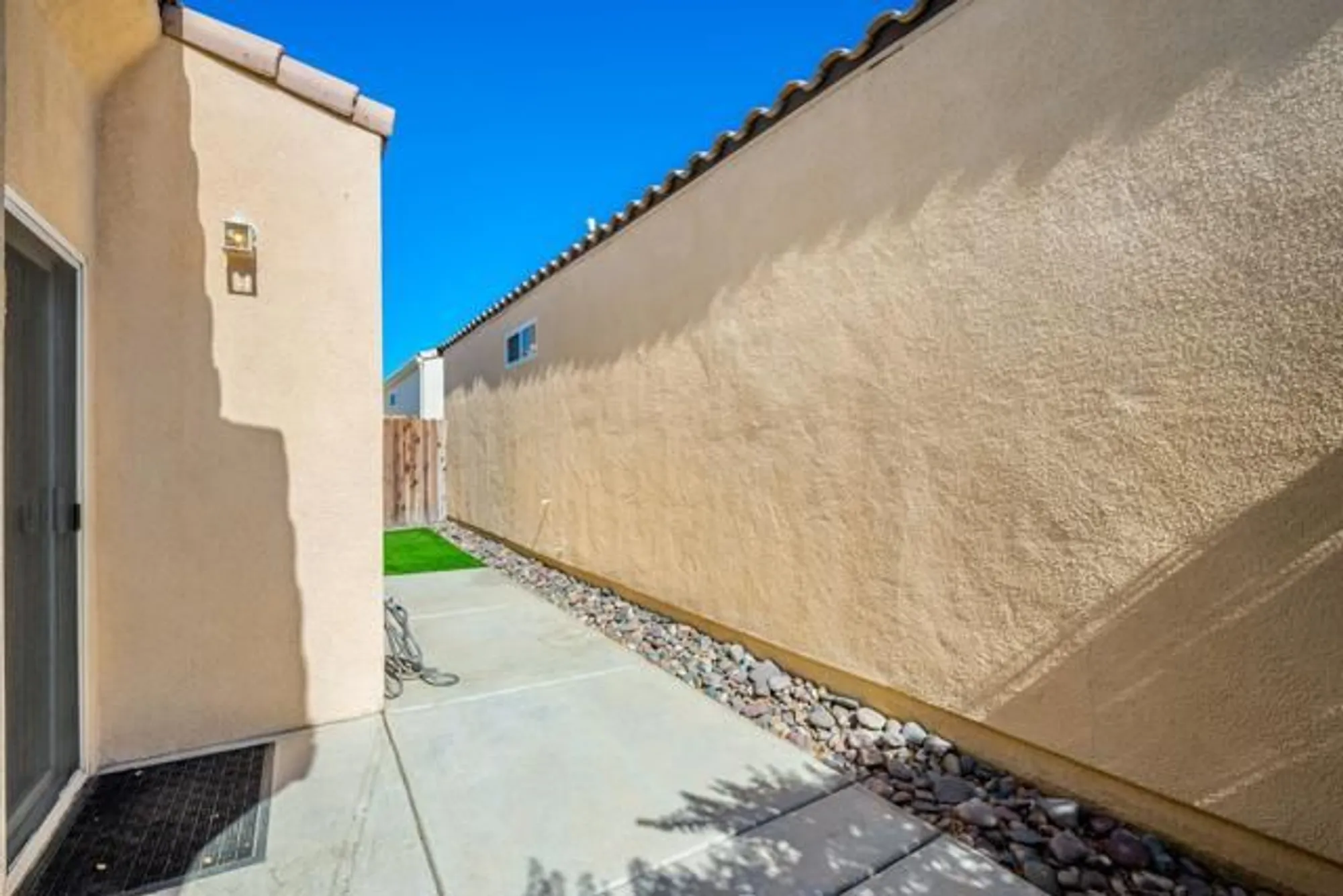 Property Slideshow image 18 of 30 | 47635 soft moonlight, La Quinta, CA, 92253