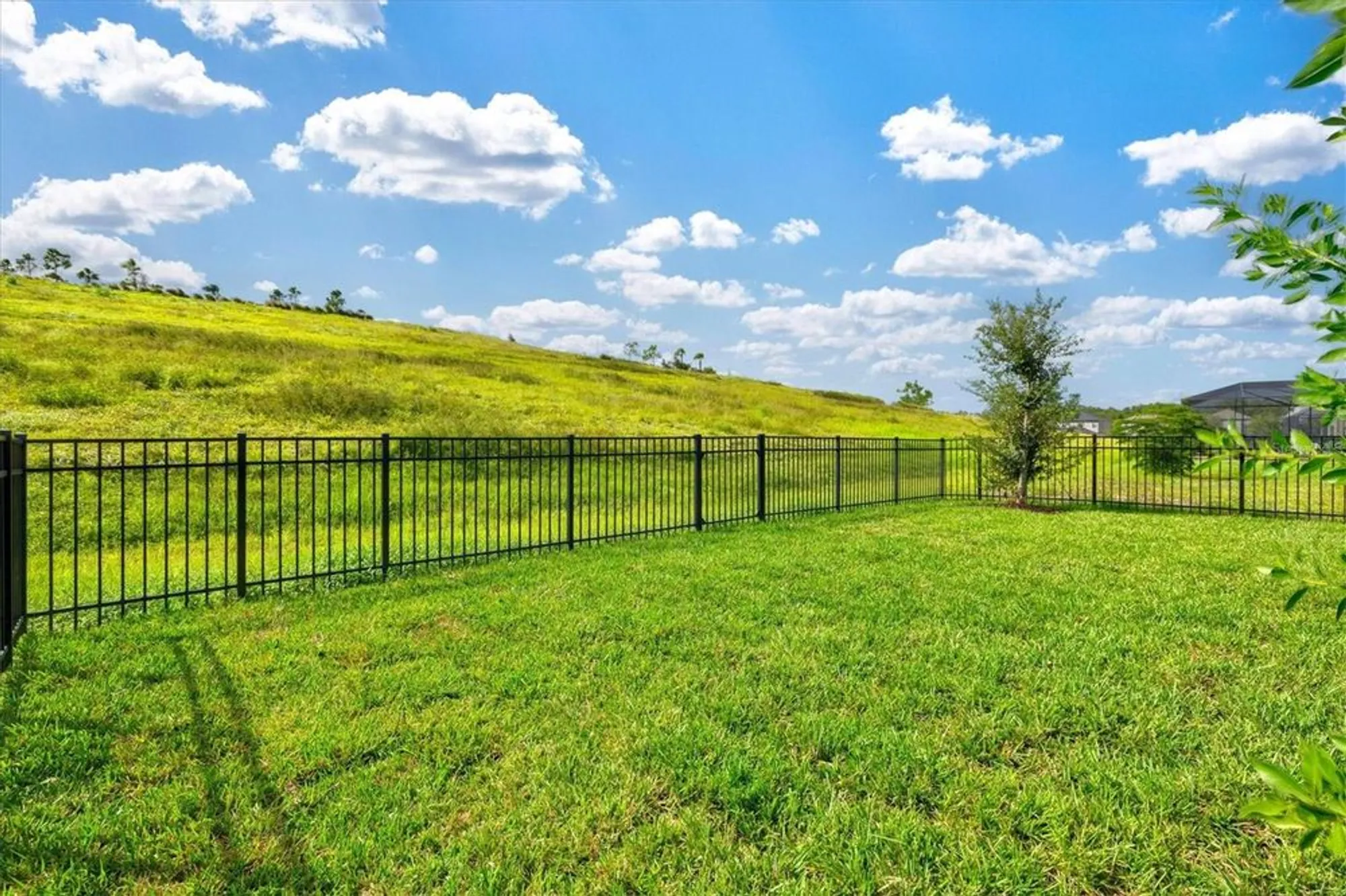 Property Slideshow image 63 of 95 | 5458 summit gln, Bradenton, FL, 34203