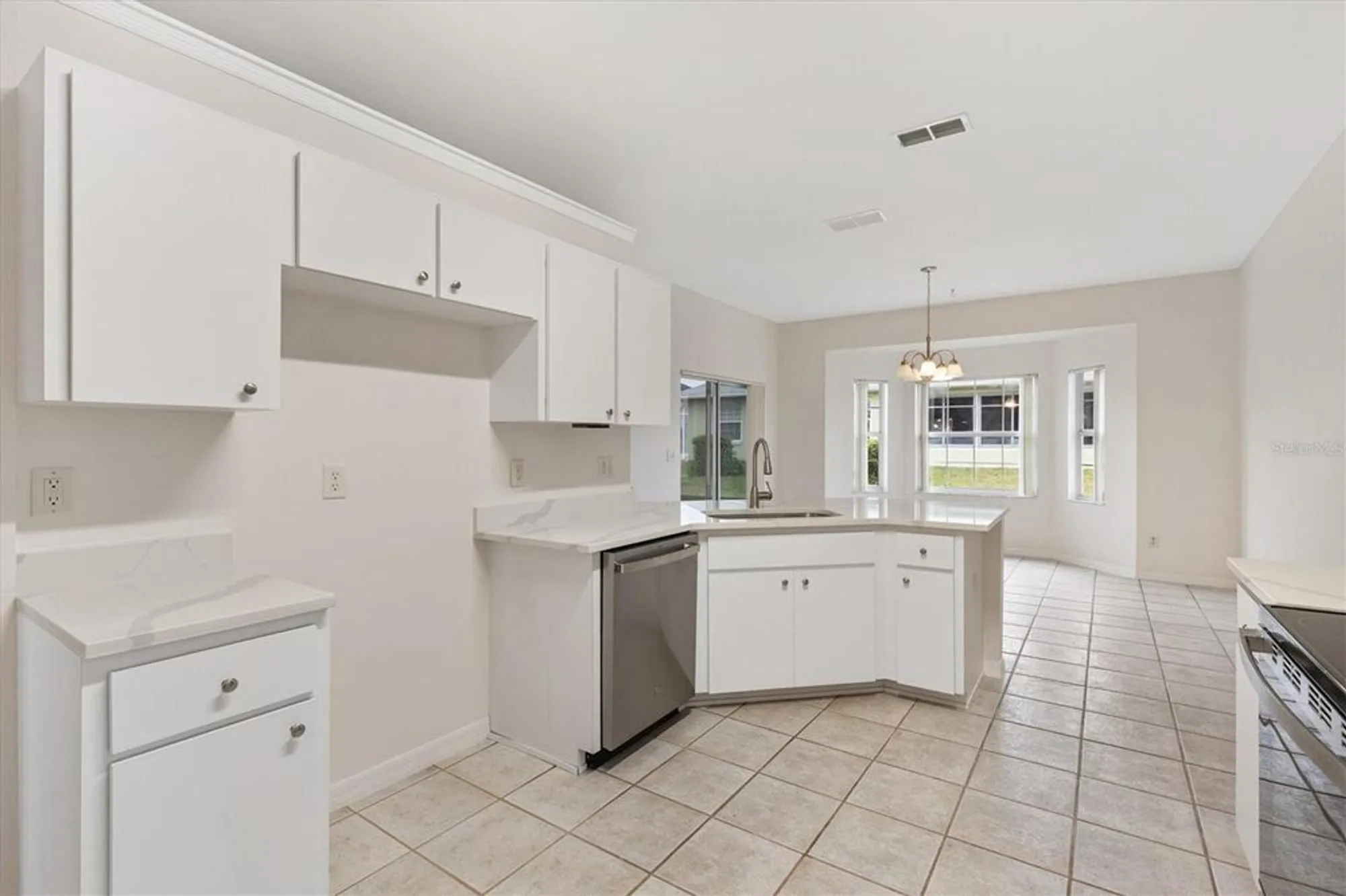 Property Slideshow image 14 of 61 | 17409 se 111th cir, Summerfield, FL, 34491
