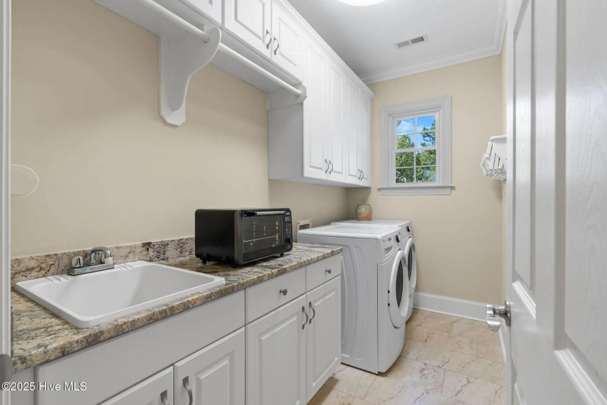 Property Slideshow image 43 of 75 | 3039 irwin dr, Southport, NC, 28461
