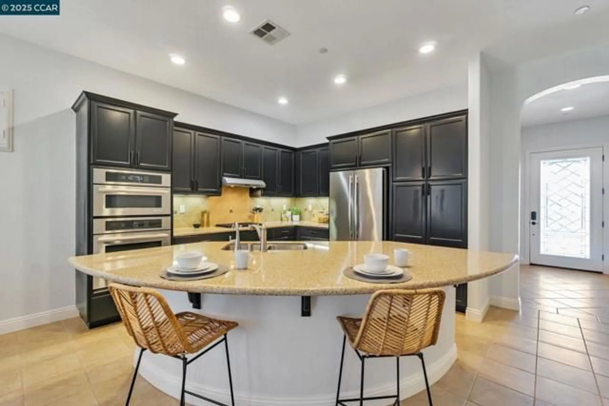 Property Slideshow image 11 of 50 | 1631 chianti ln, Brentwood, CA, 94513