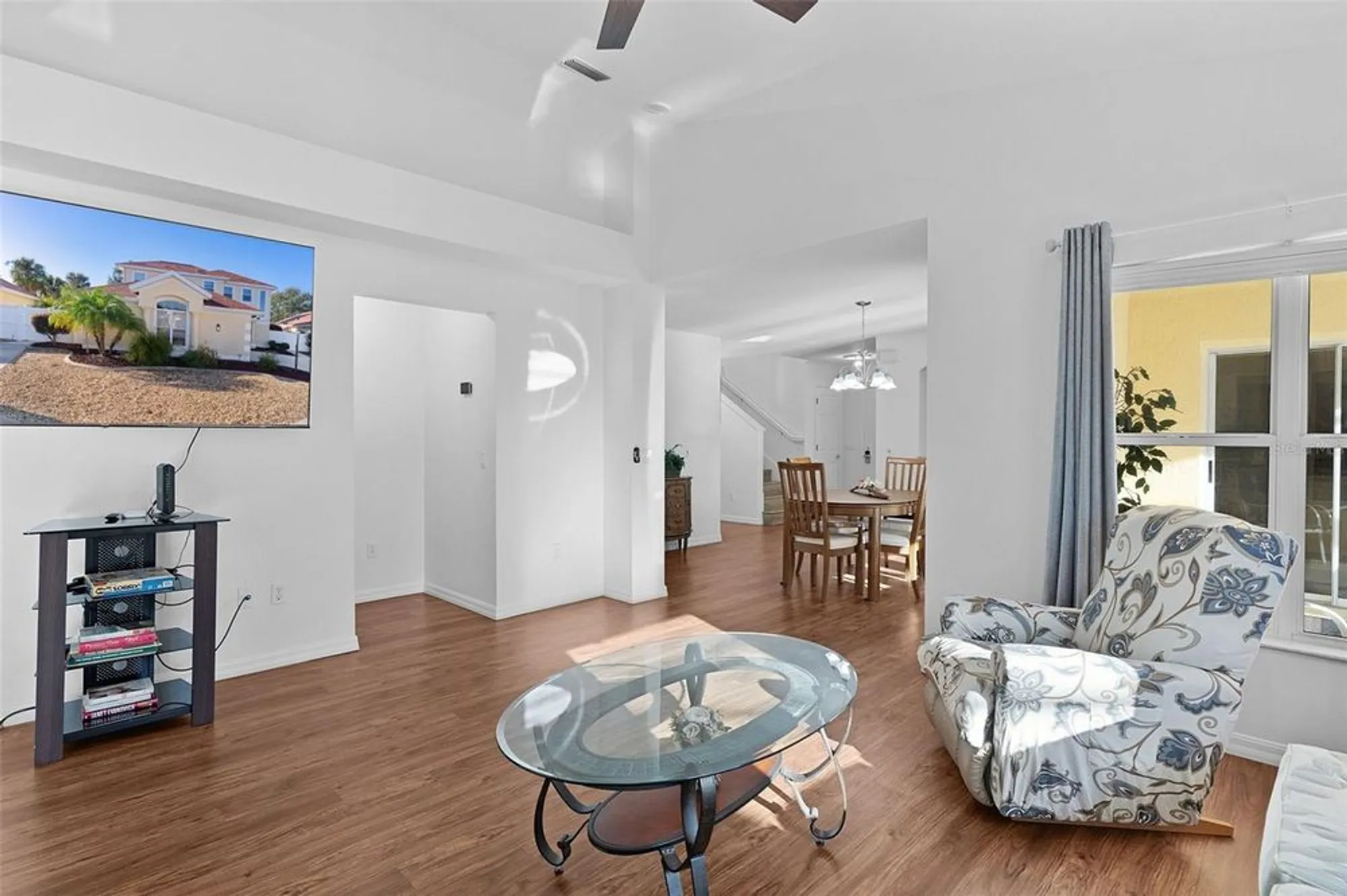 Property Slideshow image 21 of 59 | 1818 puerto bello dr, Lady Lake, FL, 32159