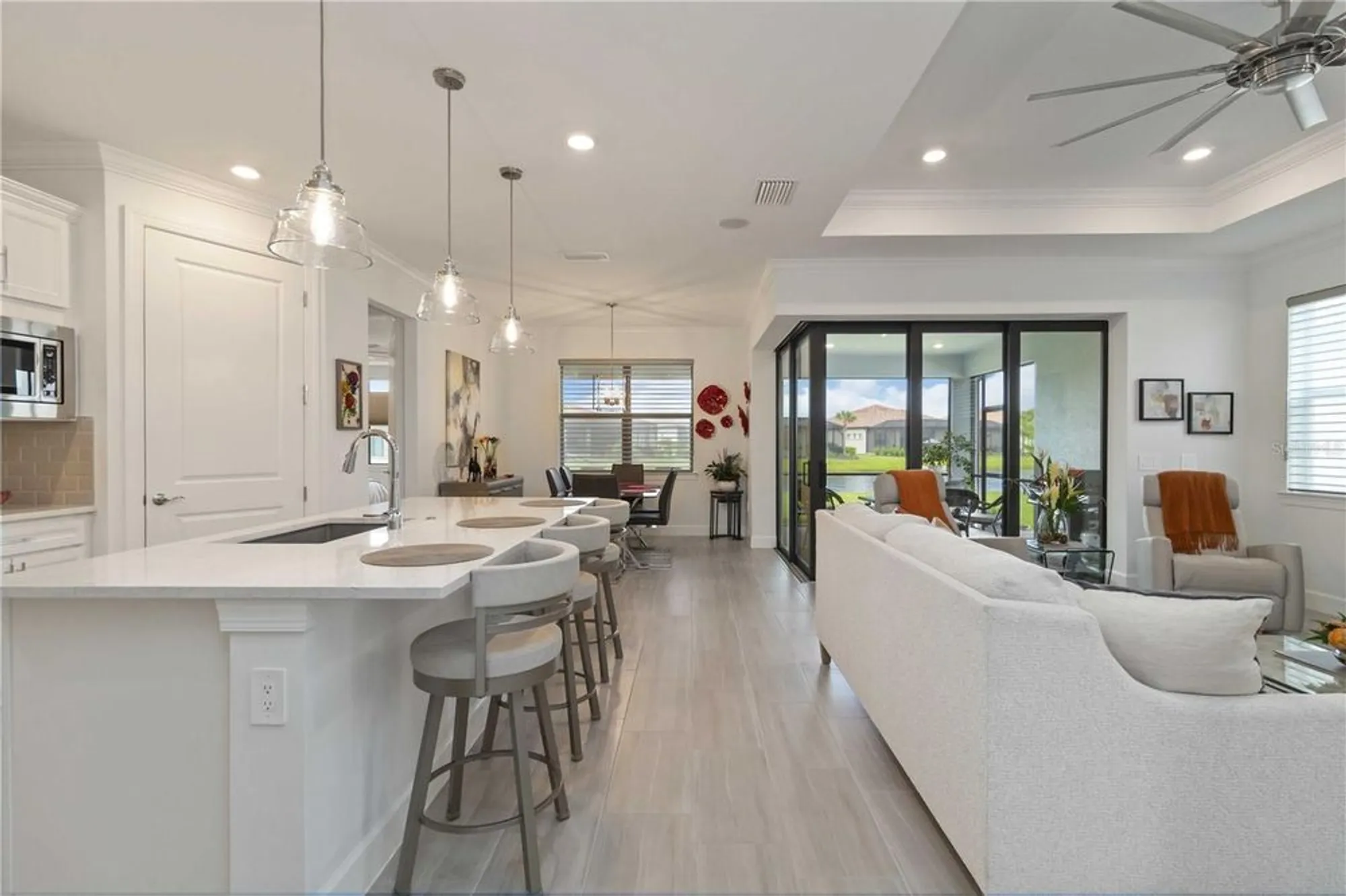 Property Slideshow image 7 of 79 | 7758 summerland cv, Bradenton, FL, 34202