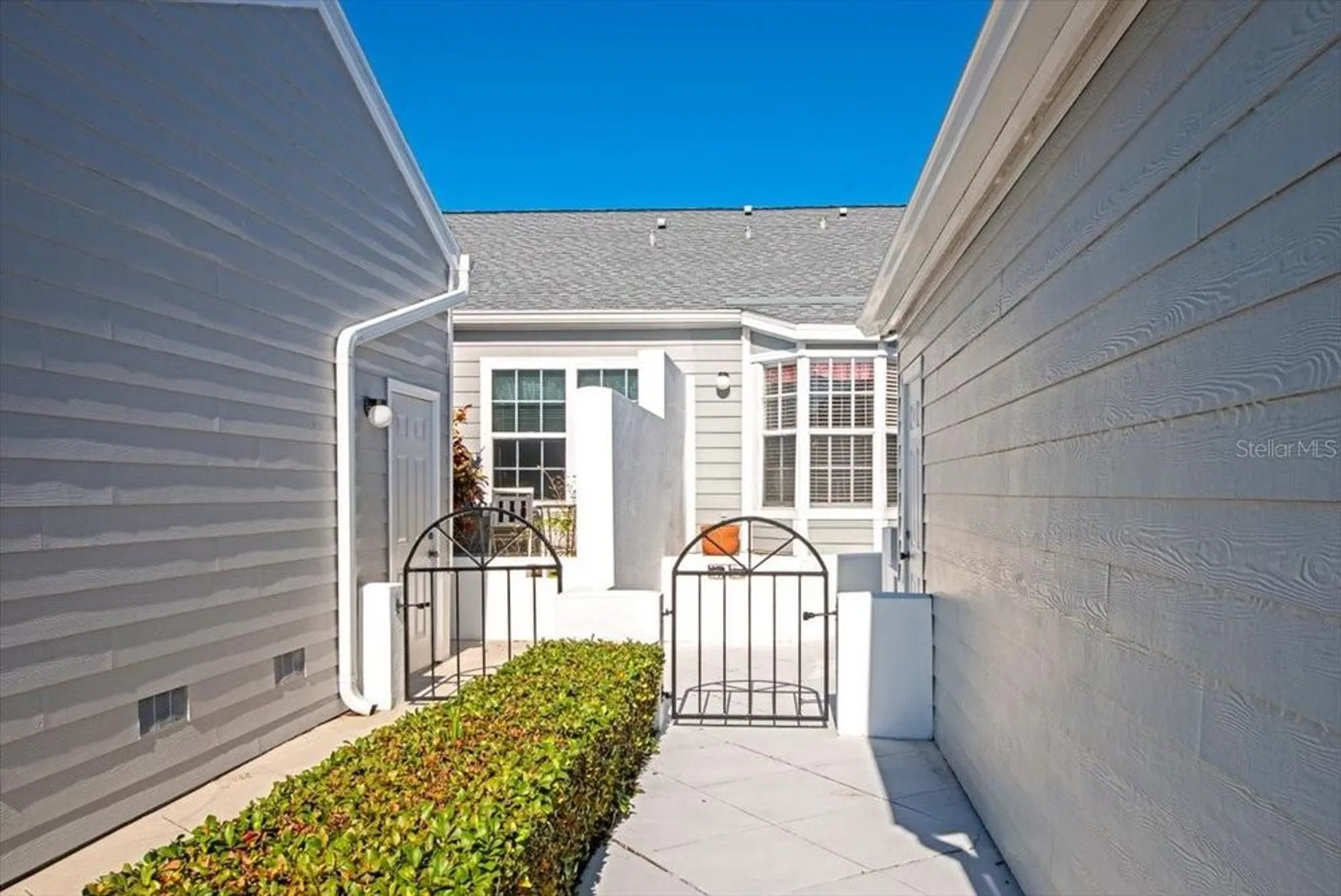 Property Slideshow image 3 of 67 | 1216 spoonbill landings cir, Bradenton, FL, 34209