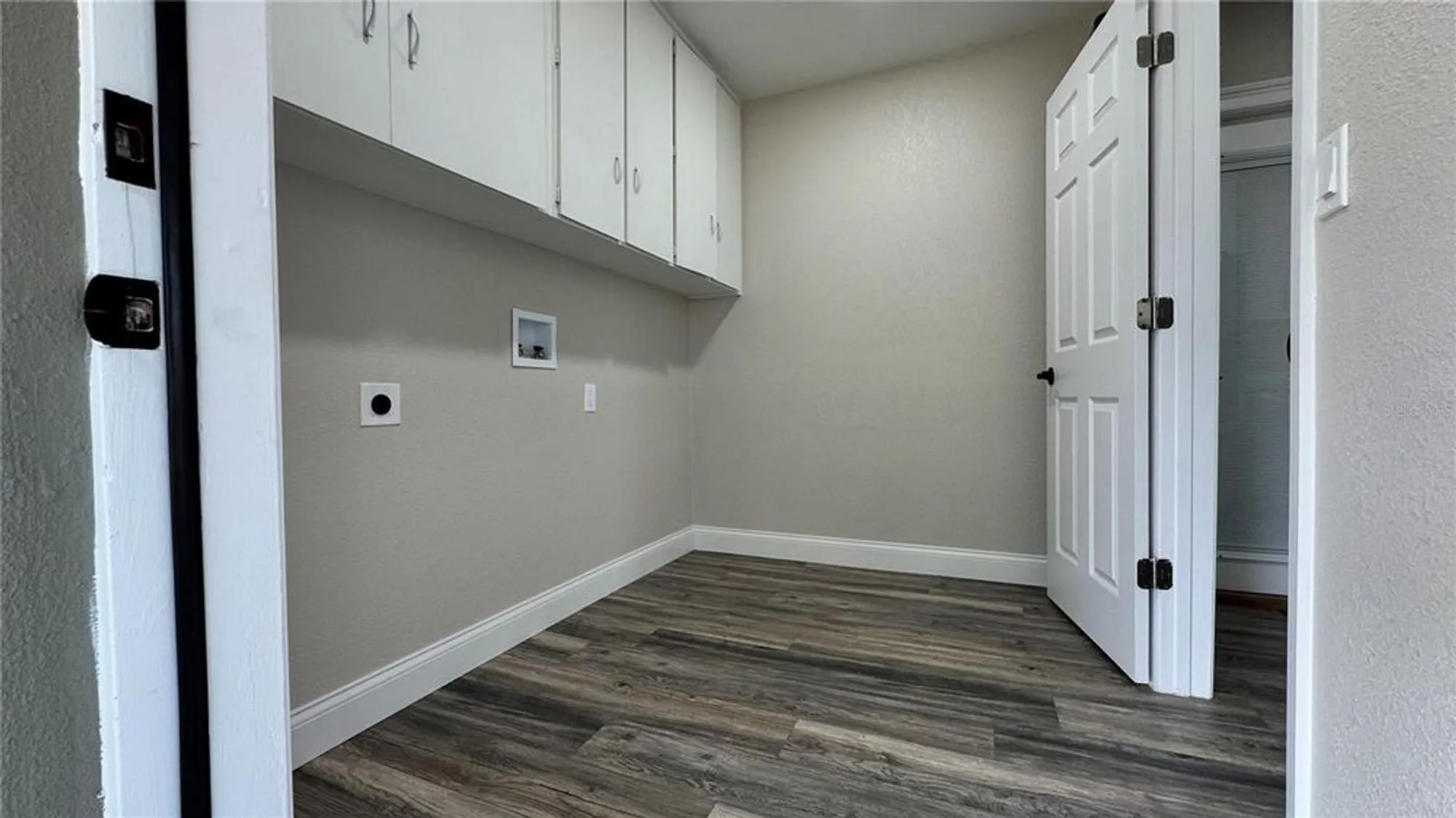 Property Slideshow image 5 of 25 | 1735 council dr, Sun City Center, FL, 33573