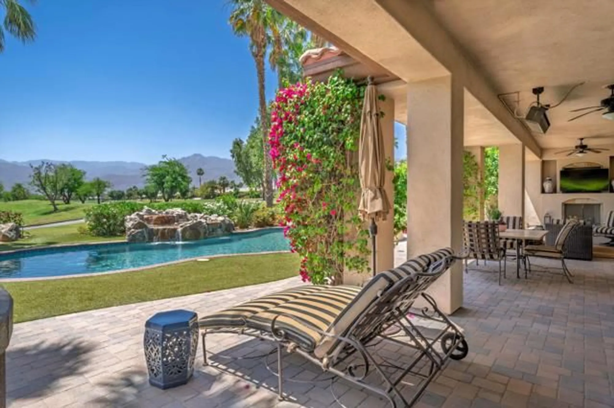 Property Slideshow image 13 of 45 | 81195 shinnecock hls, La Quinta, CA, 92253