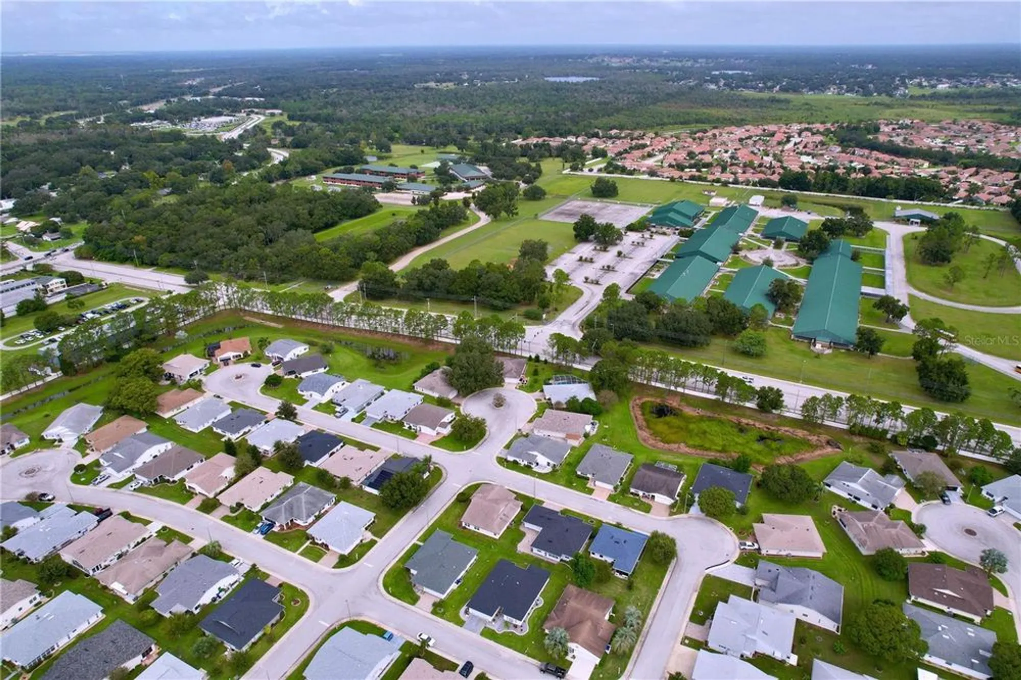 Property Slideshow image 37 of 41 | 2137 grand cypress dr, Lakeland, FL, 33810