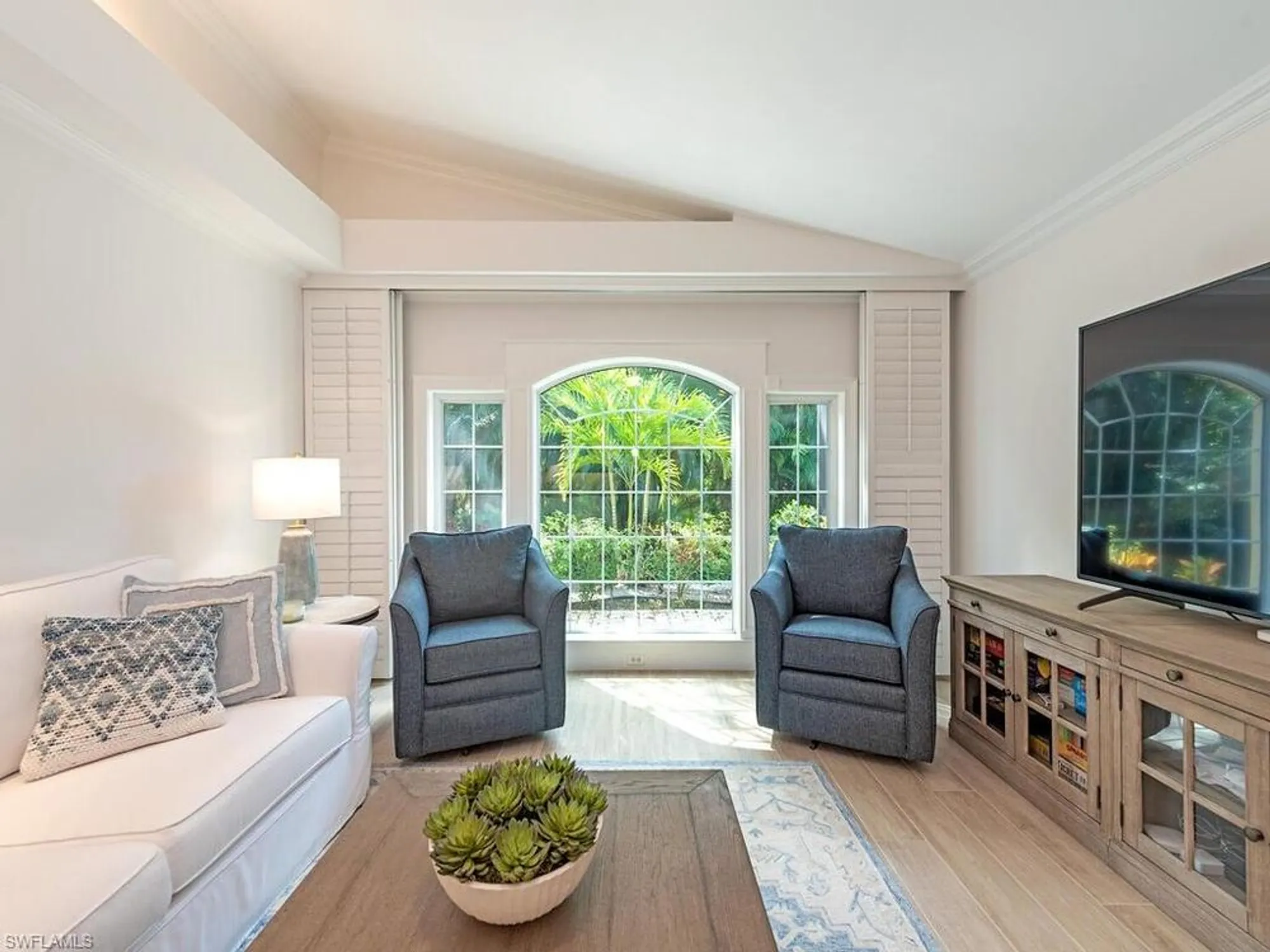 Property Slideshow image 9 of 20 | 3751 catbrier ct, Bonita Springs, FL, 34134