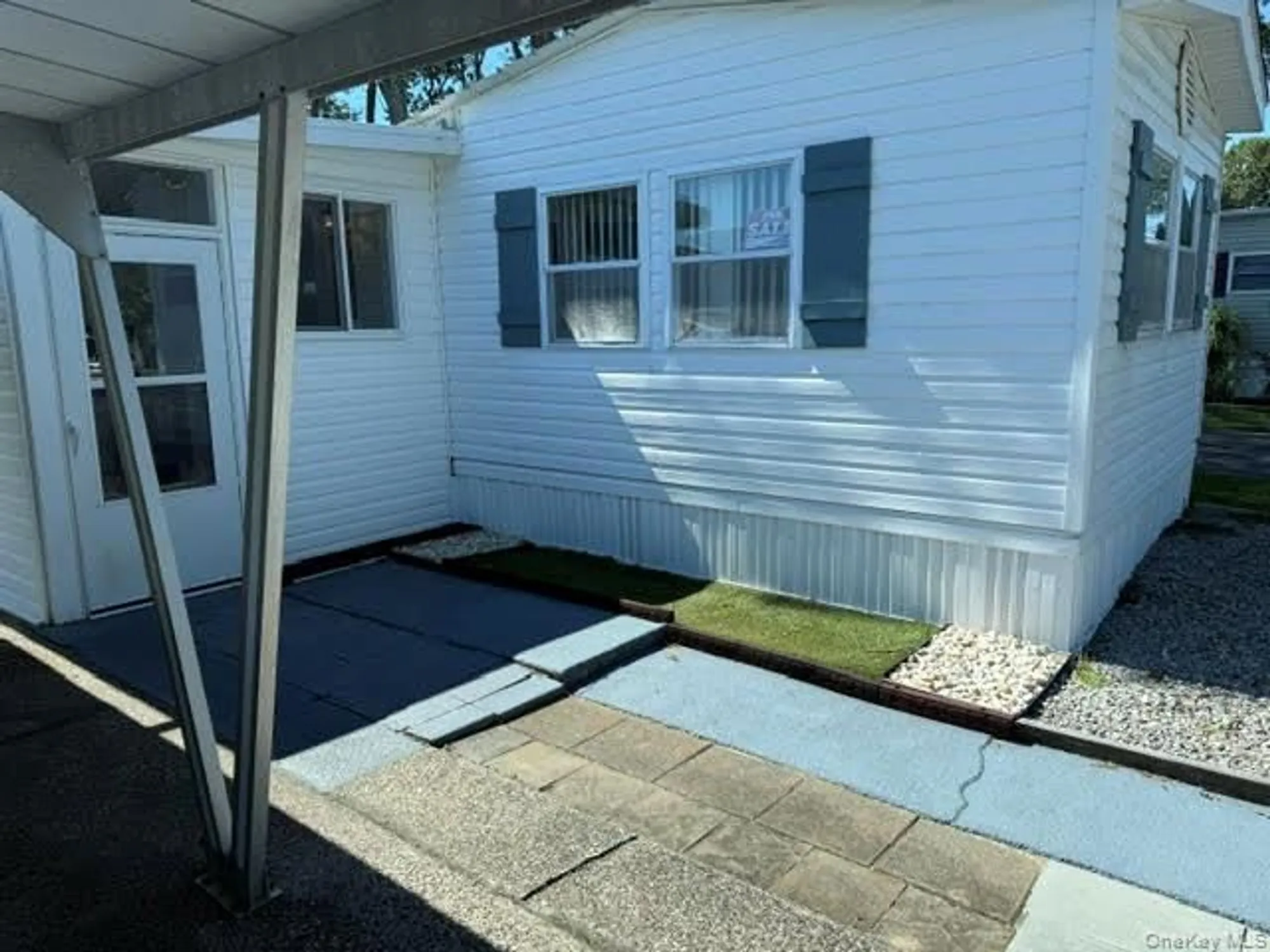 Property Slideshow image 4 of 20 | 1661 old country rd 163, Riverhead, NY, 11901