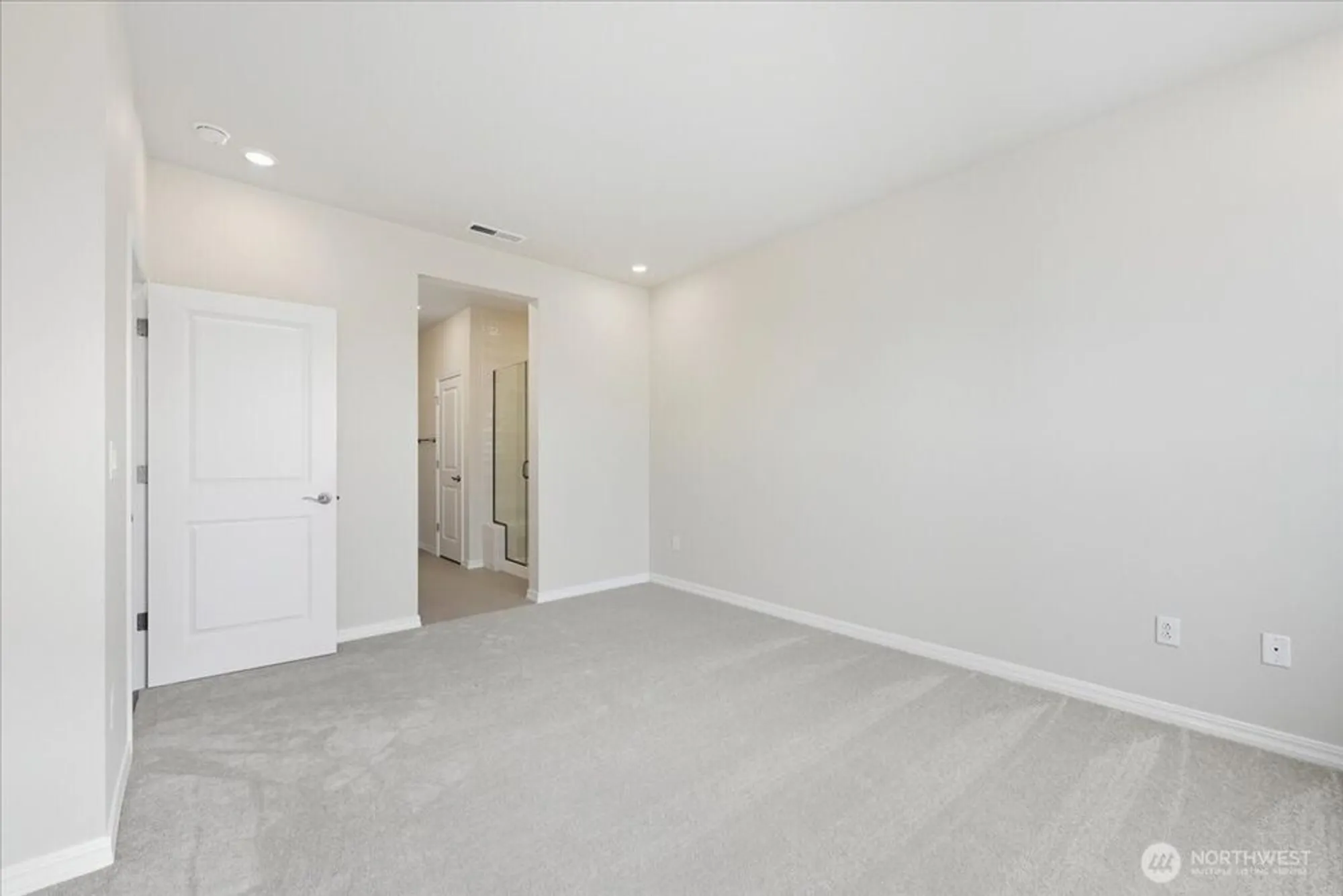 Property Slideshow image 20 of 26 | 14810 207th ave e unit e, Bonney Lake, WA, 98391