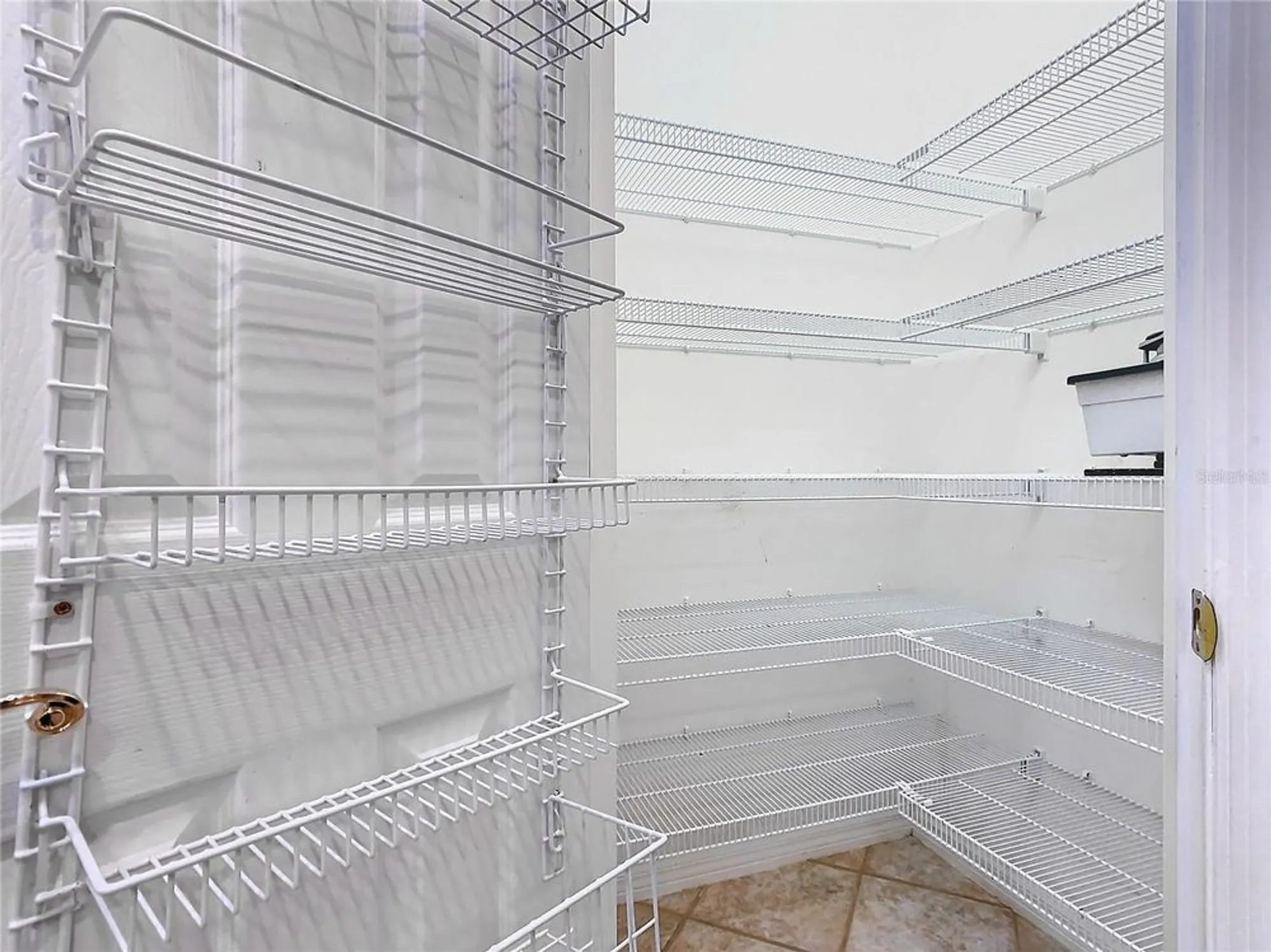 Property Slideshow image 24 of 63 | 100 ventana dr, Kissimmee, FL, 34759