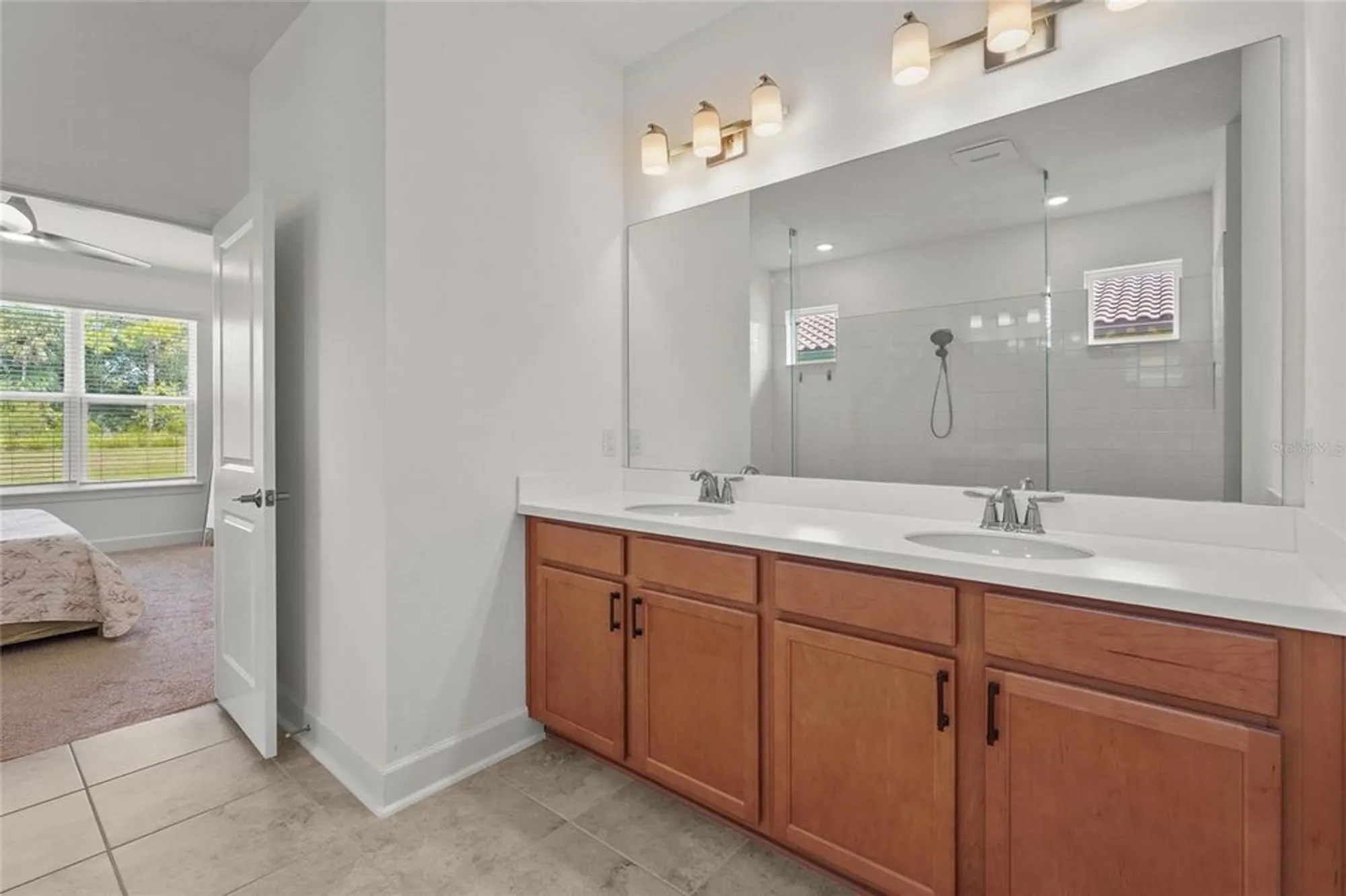 Property Slideshow image 7 of 86 | 6195 mesa gln, Bradenton, FL, 34203