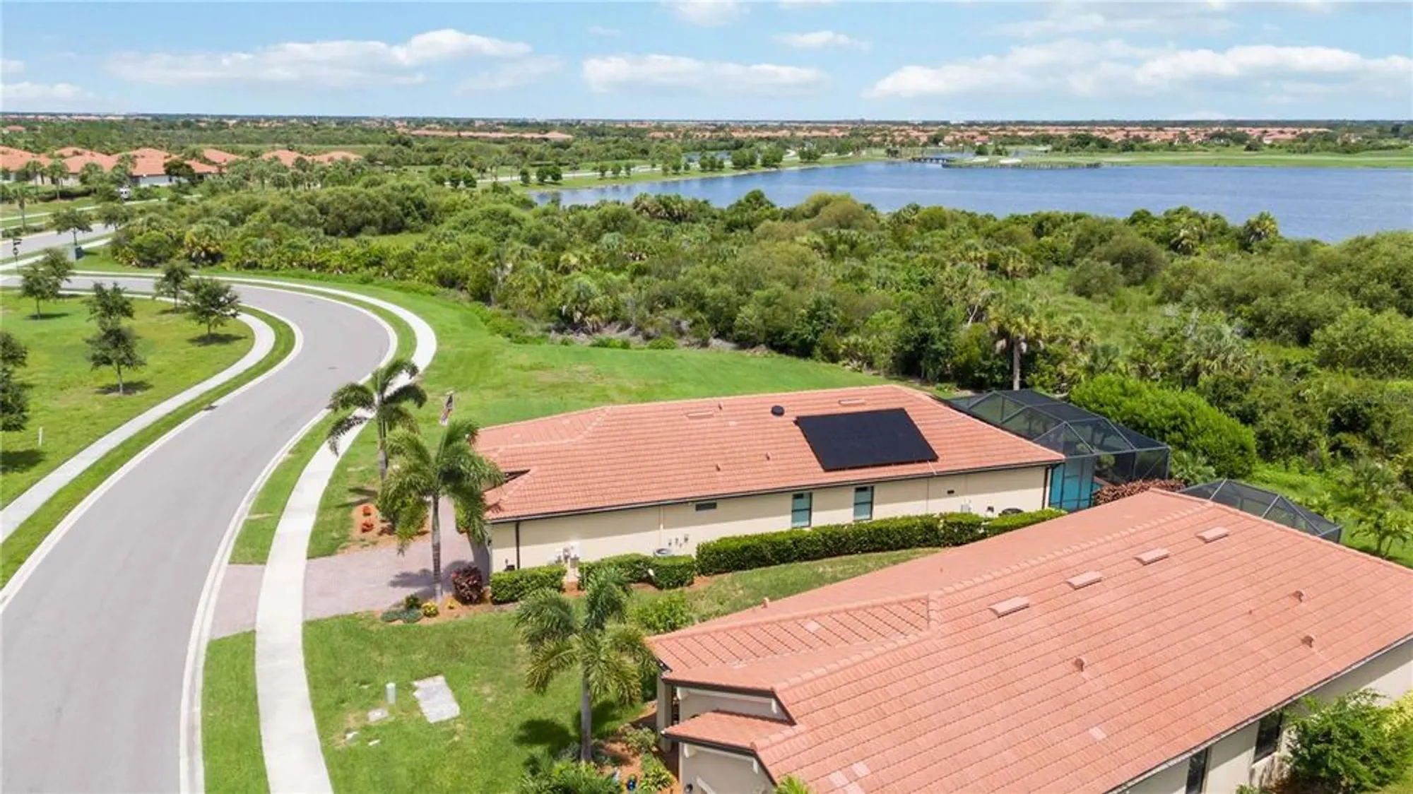 Property Slideshow image 4 of 38 | 24036 spartina dr, Venice, FL, 34293