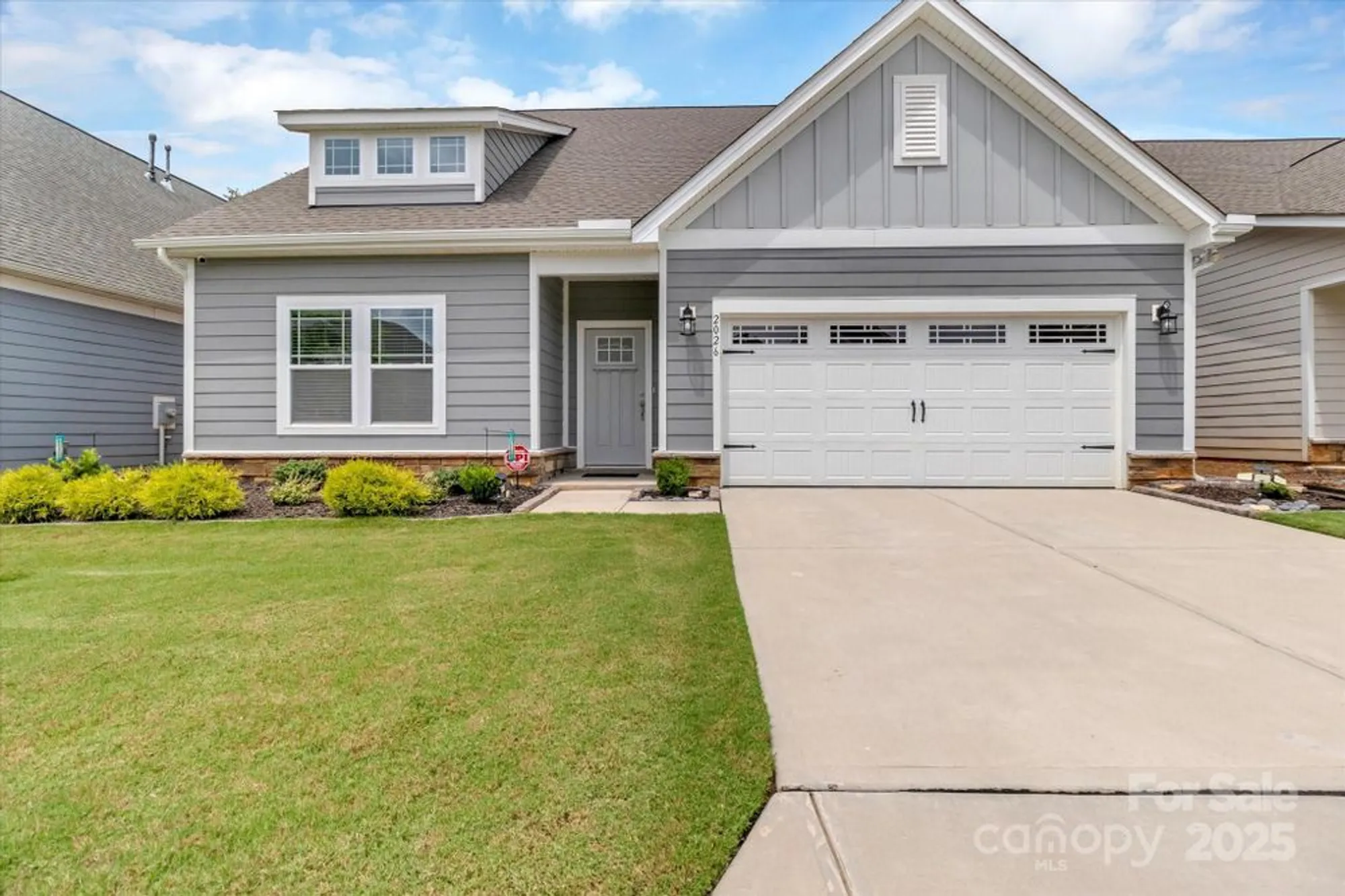 Property Slideshow image 5 of 43 | 2026 bonds ln, Fort Mill, SC, 29715