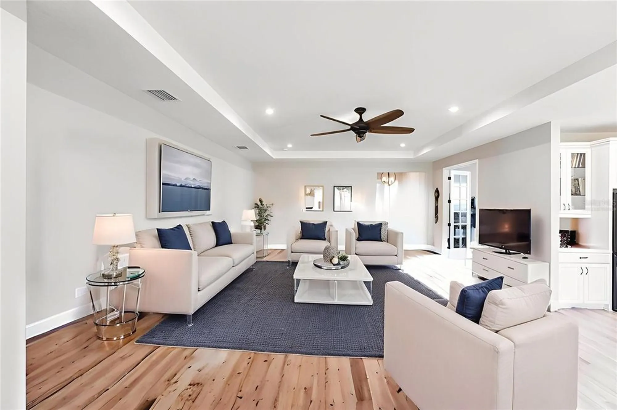 Property Slideshow image 5 of 37 | 16524 paynes mill dr, Bradenton, FL, 34211