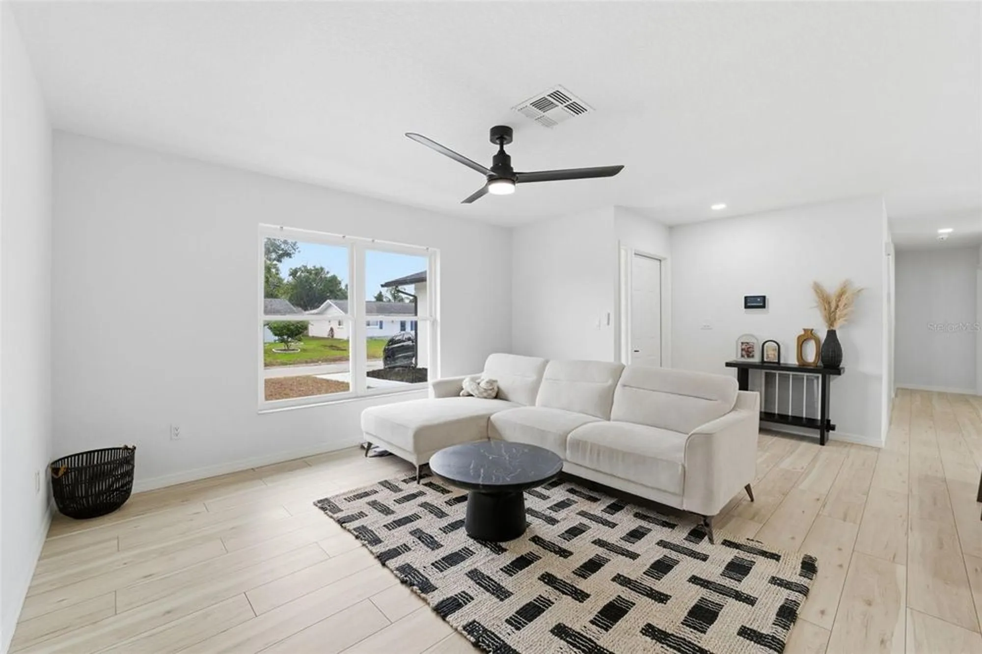 Property Slideshow image 5 of 22 | 8025 san fernando dr, Port Richey, FL, 34668