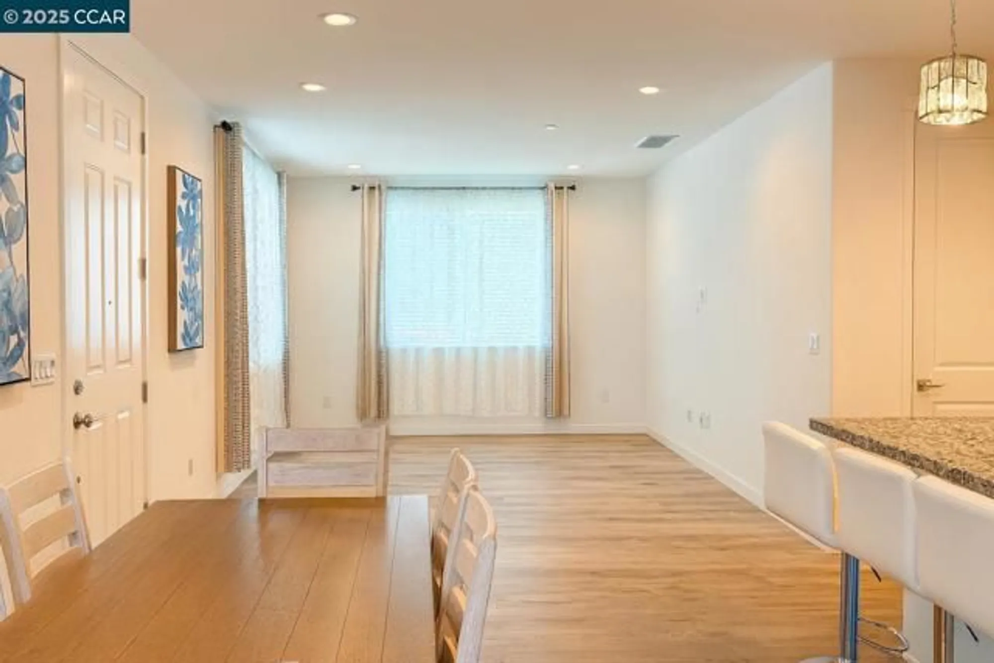 Property Slideshow image 24 of 37 | 2299 rustic oak ln, Rio Vista, CA, 94571