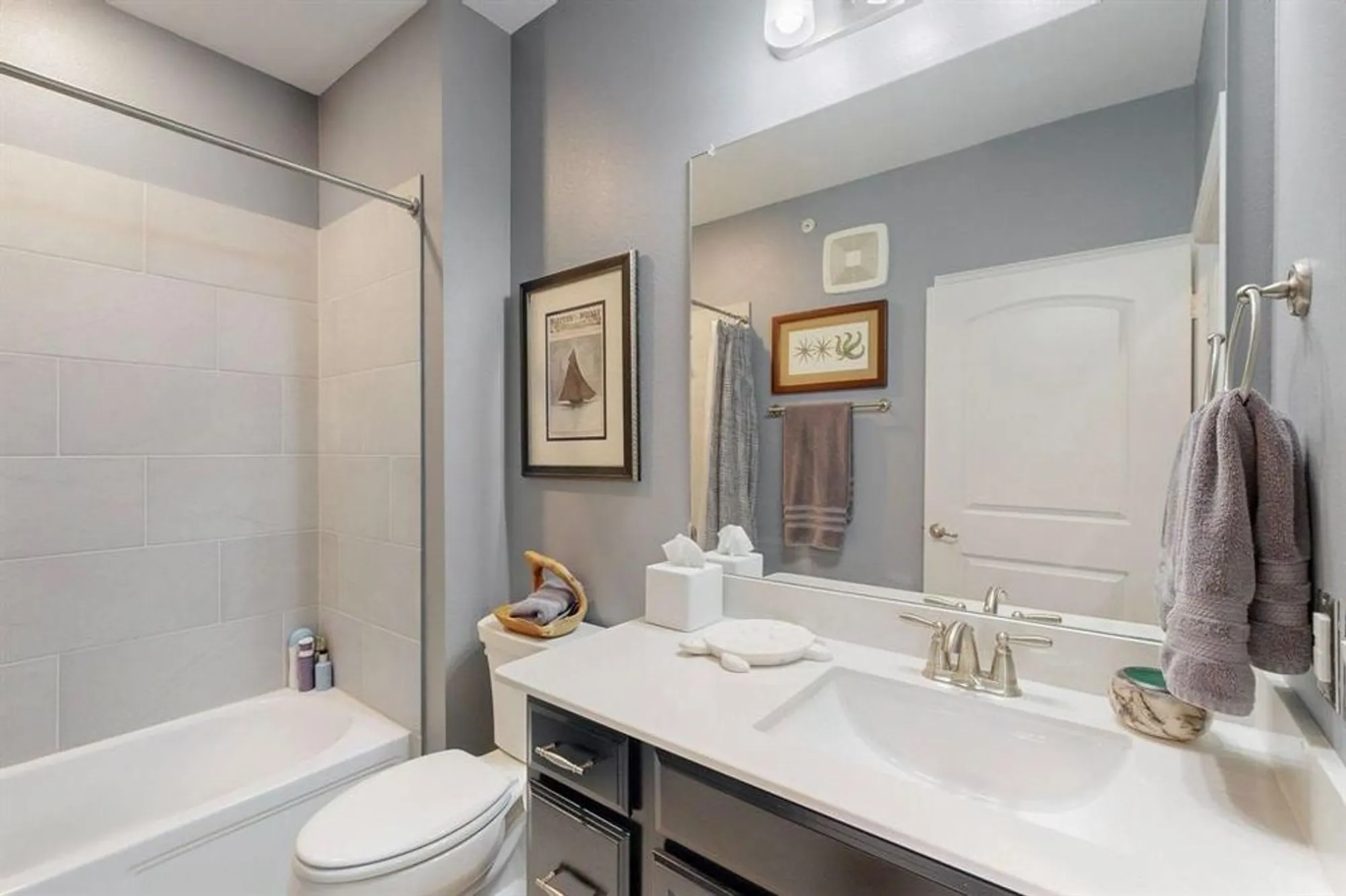 Property Slideshow image 18 of 40 | 1735 wittington pl apt 3403, Dallas, TX, 75234