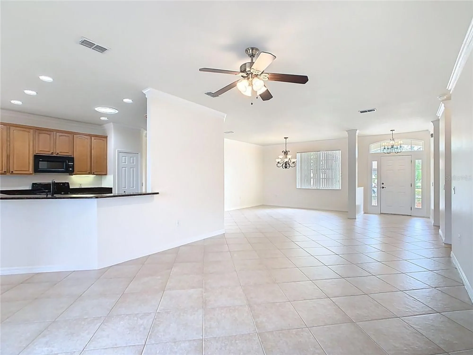 Property Slideshow image 13 of 67 | 644 shorehaven dr, Kissimmee, FL, 34759