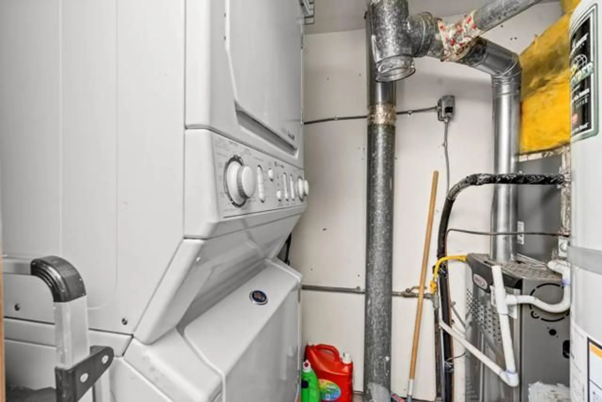 Property Slideshow image 27 of 44 | 5437 cribari grn, San Jose, CA, 95135