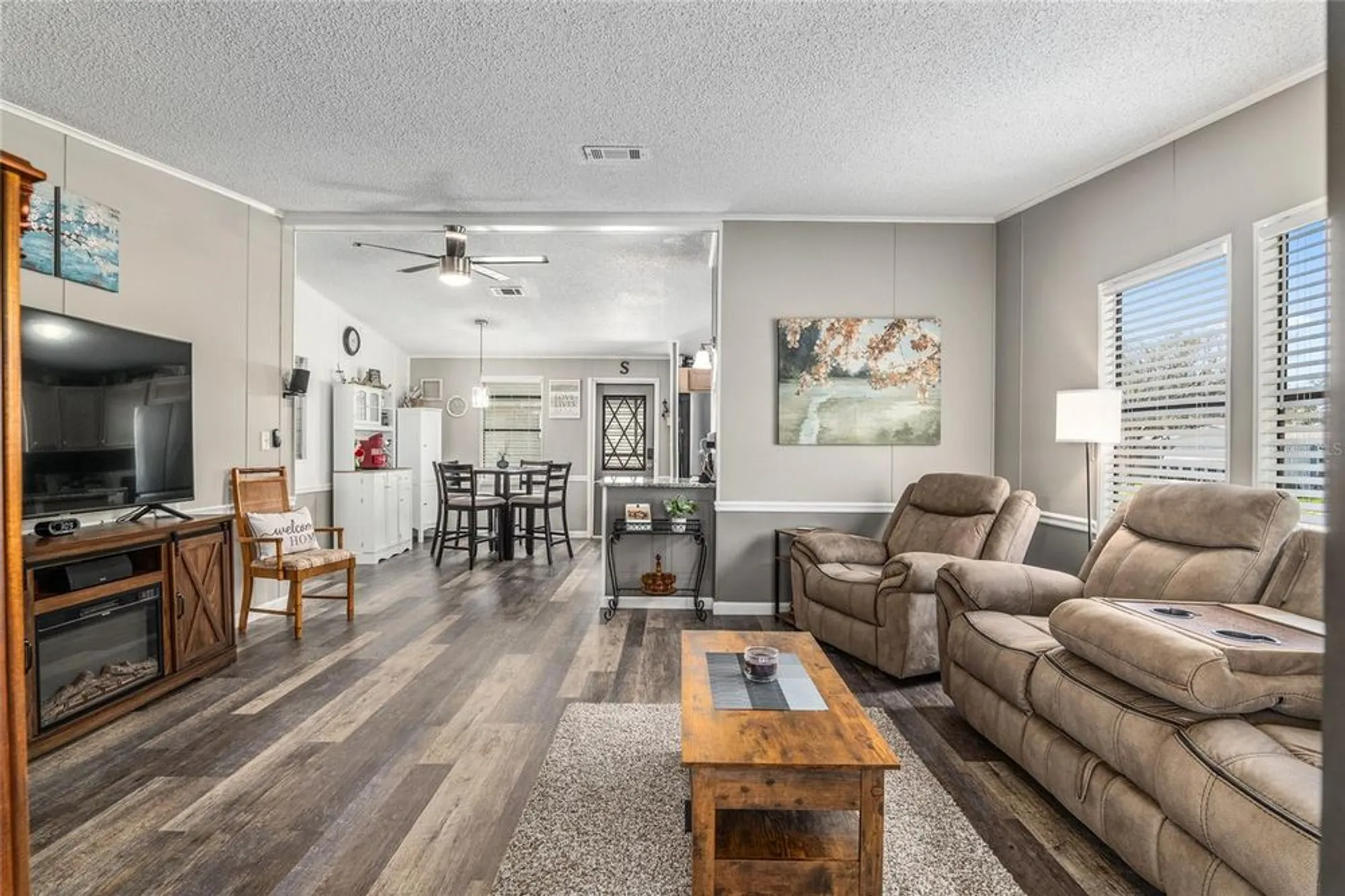 Property Slideshow image 14 of 39 | 1727 hilton head blvd, Lady Lake, FL, 32159