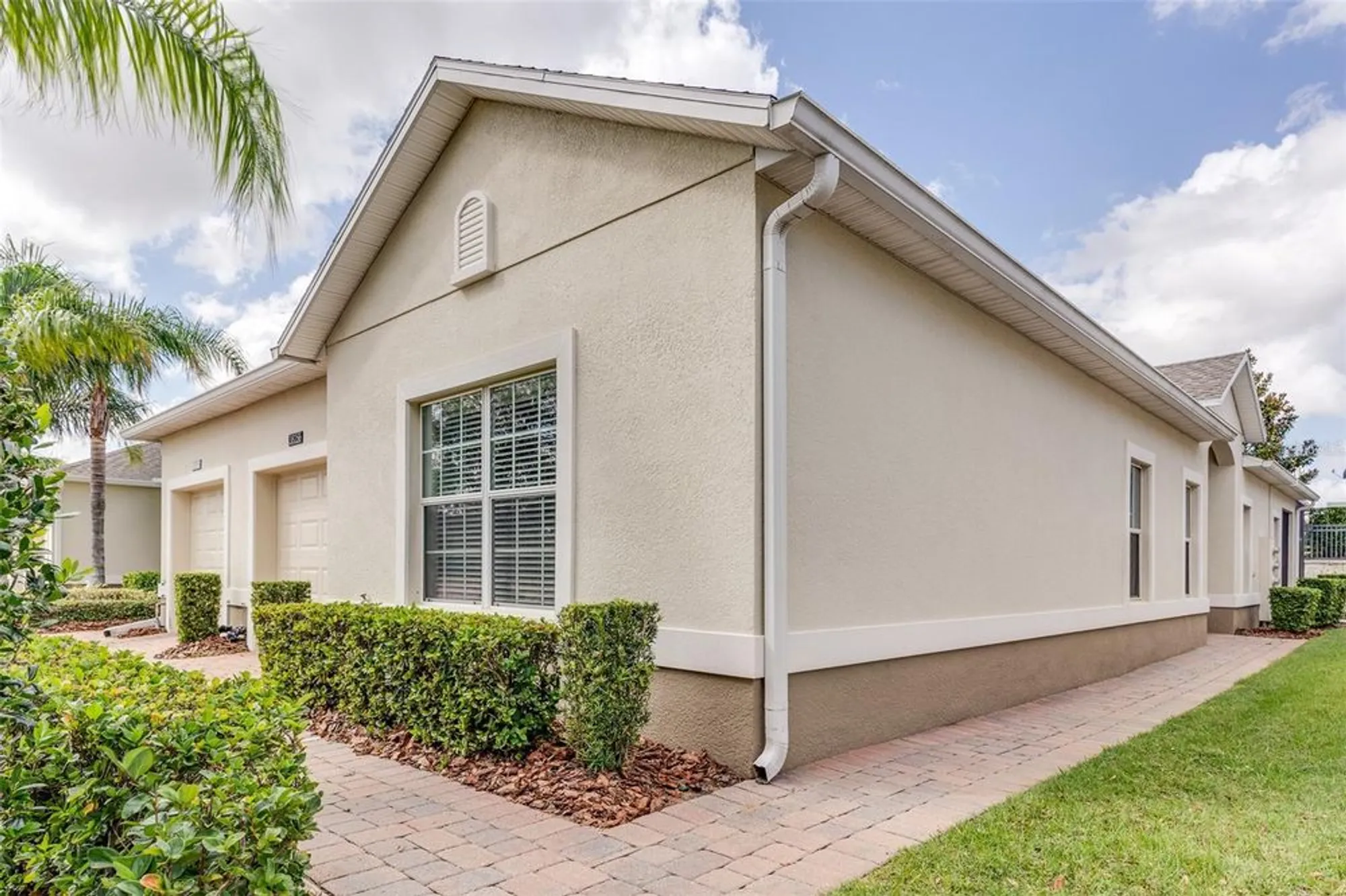 Property Slideshow image 5 of 24 | 3825 quaint ln f, Clermont, FL, 34711
