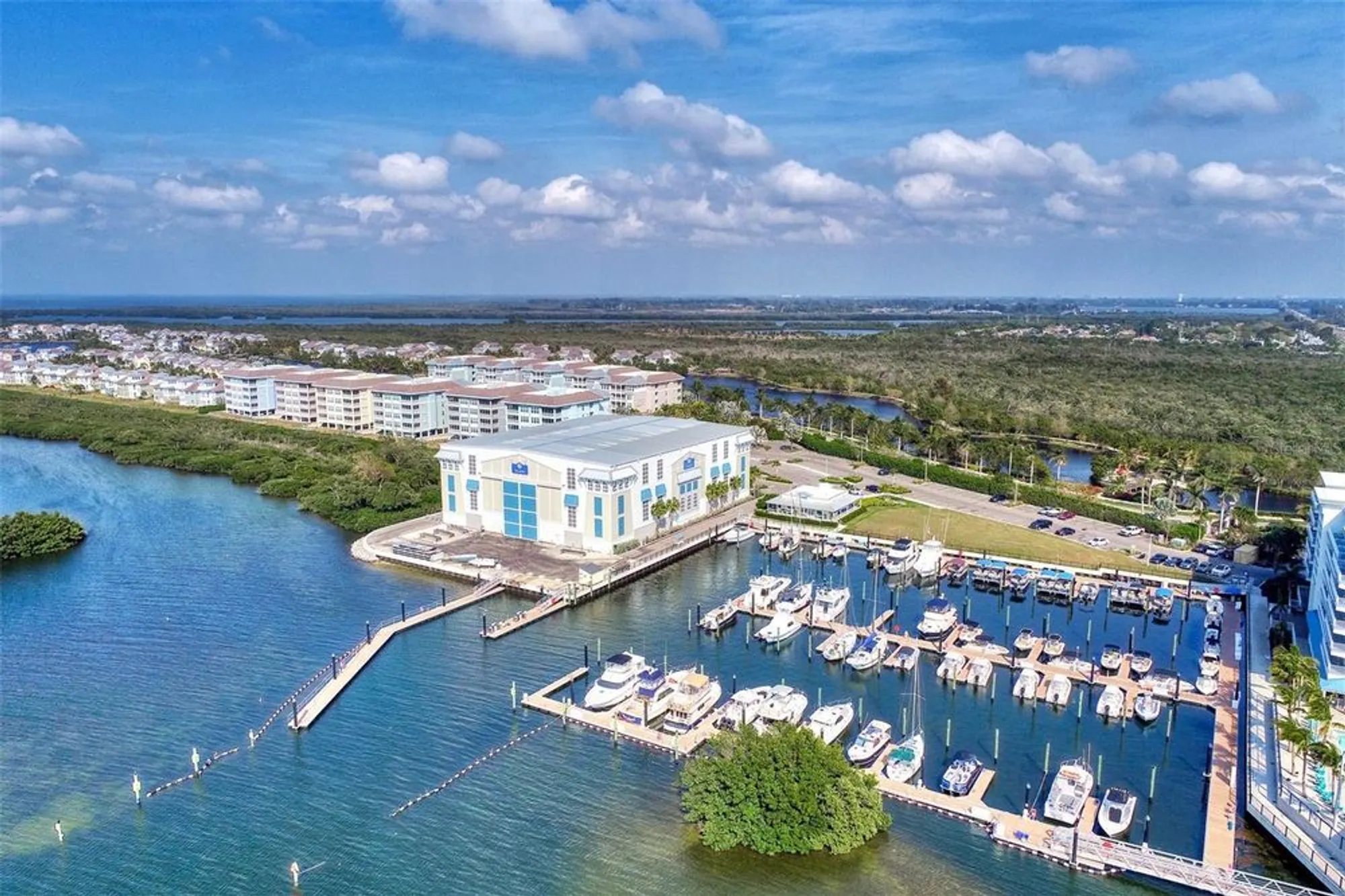Property Slideshow image 83 of 88 | 230 sapphire lake dr unit 201, Bradenton, FL, 34209