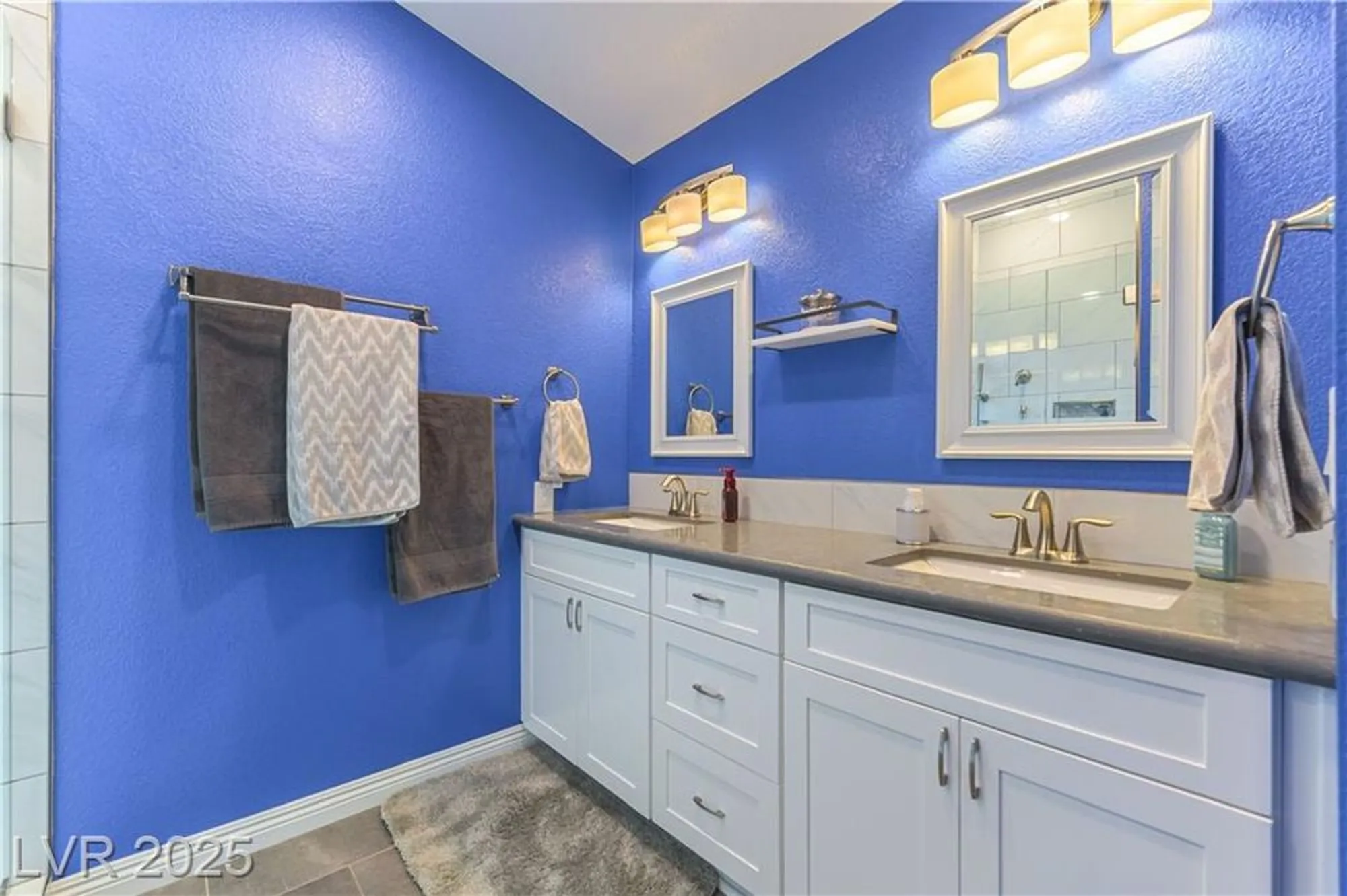 Property Slideshow image 17 of 42 | 5600 segolilly cir, Las Vegas, NV, 89130