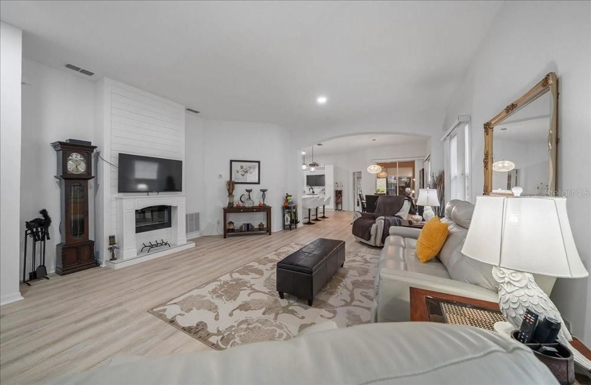 Property Slideshow image 9 of 58 | 25008 cypress pond ct, Leesburg, FL, 34748