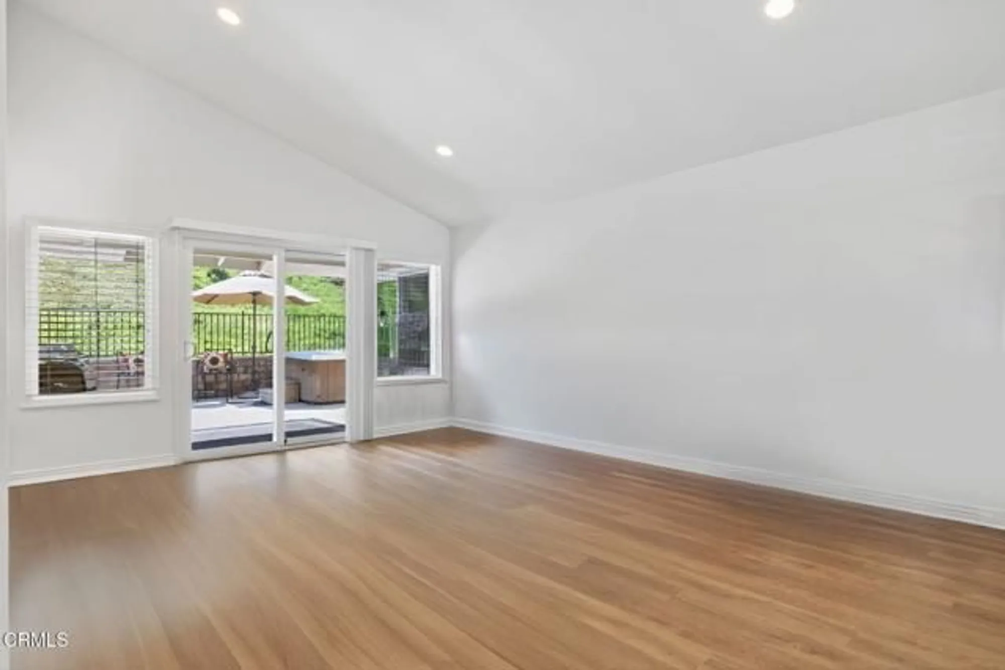 Property Slideshow image 9 of 61 | 6464 san como ln, Camarillo, CA, 93012