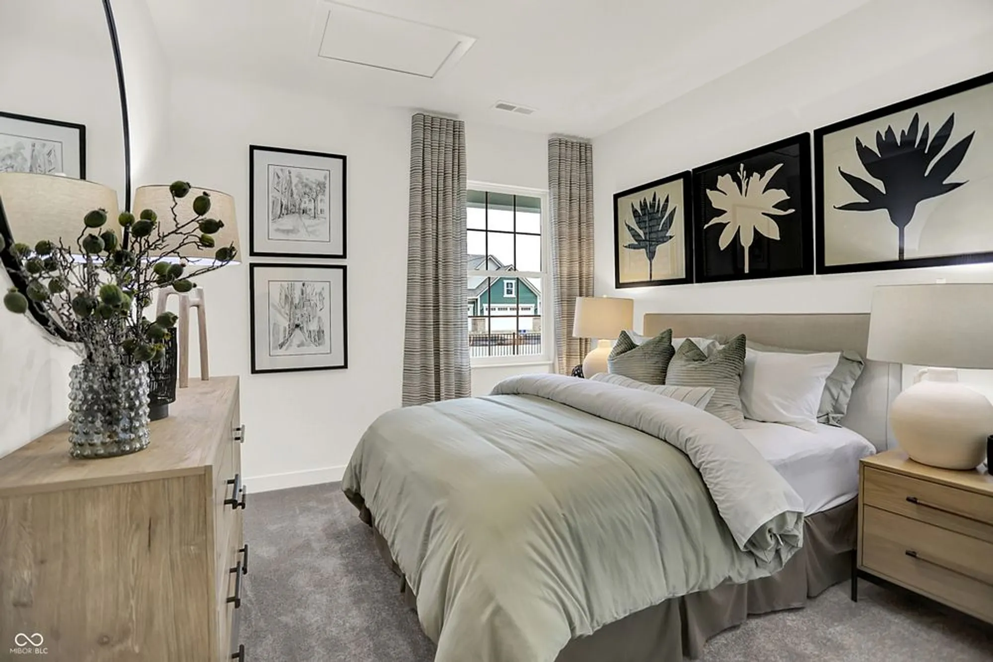 Property Slideshow image 24 of 26 | 5258 foxley park ln, Avon, IN, 46123