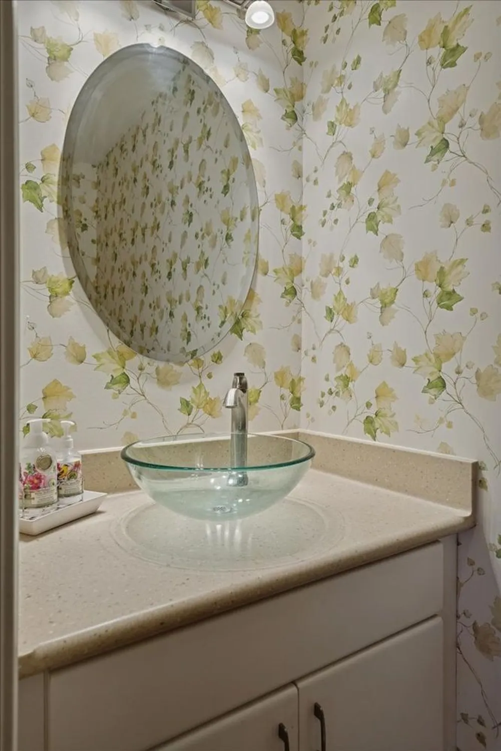 Property Slideshow image 24 of 55 | 868 longmeadow ct, Lake Barrington, IL, 60010