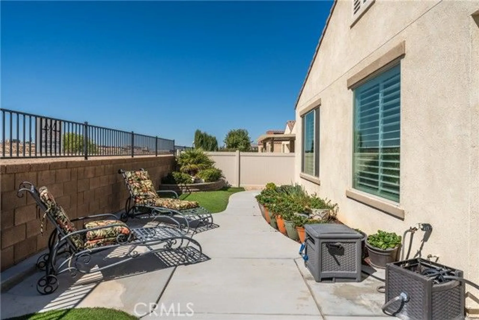 Property Slideshow image 40 of 71 | 11636 cascade st, Apple Valley, CA, 92308