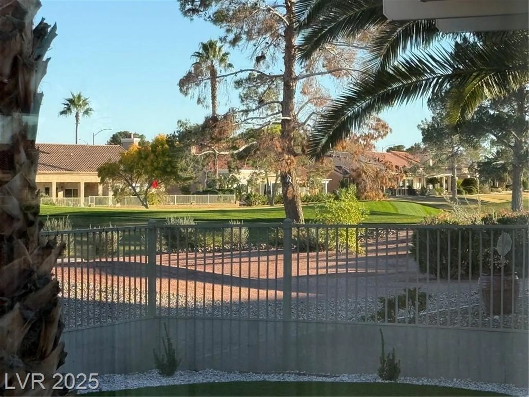 Property Slideshow image 56 of 70 | 2920 crown ridge dr, Las Vegas, NV, 89134