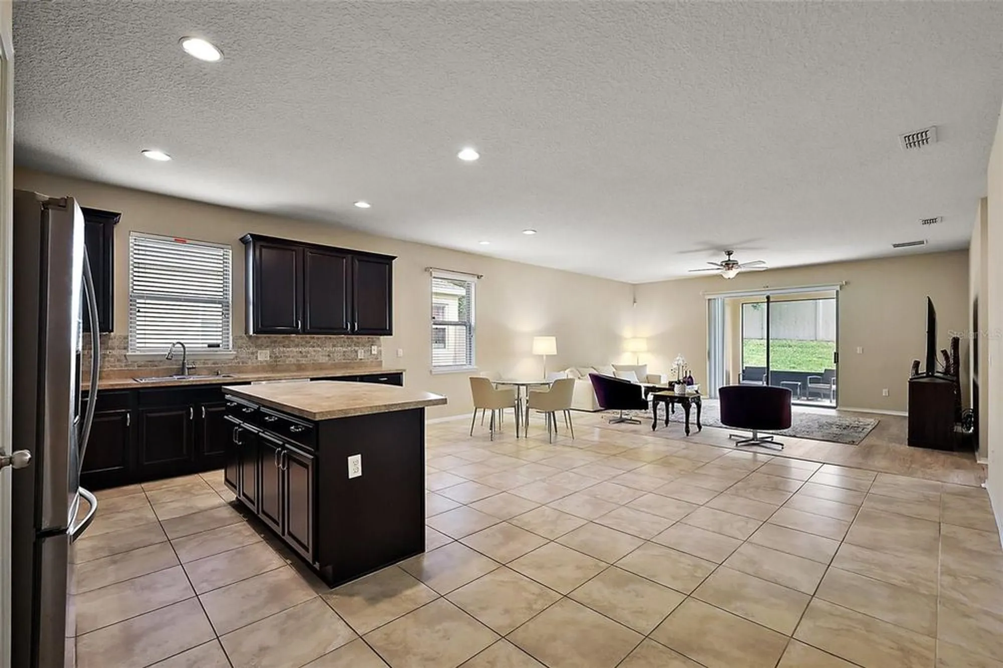 Property Slideshow image 3 of 37 | 20945 oldenburg loop, Mount Dora, FL, 32757