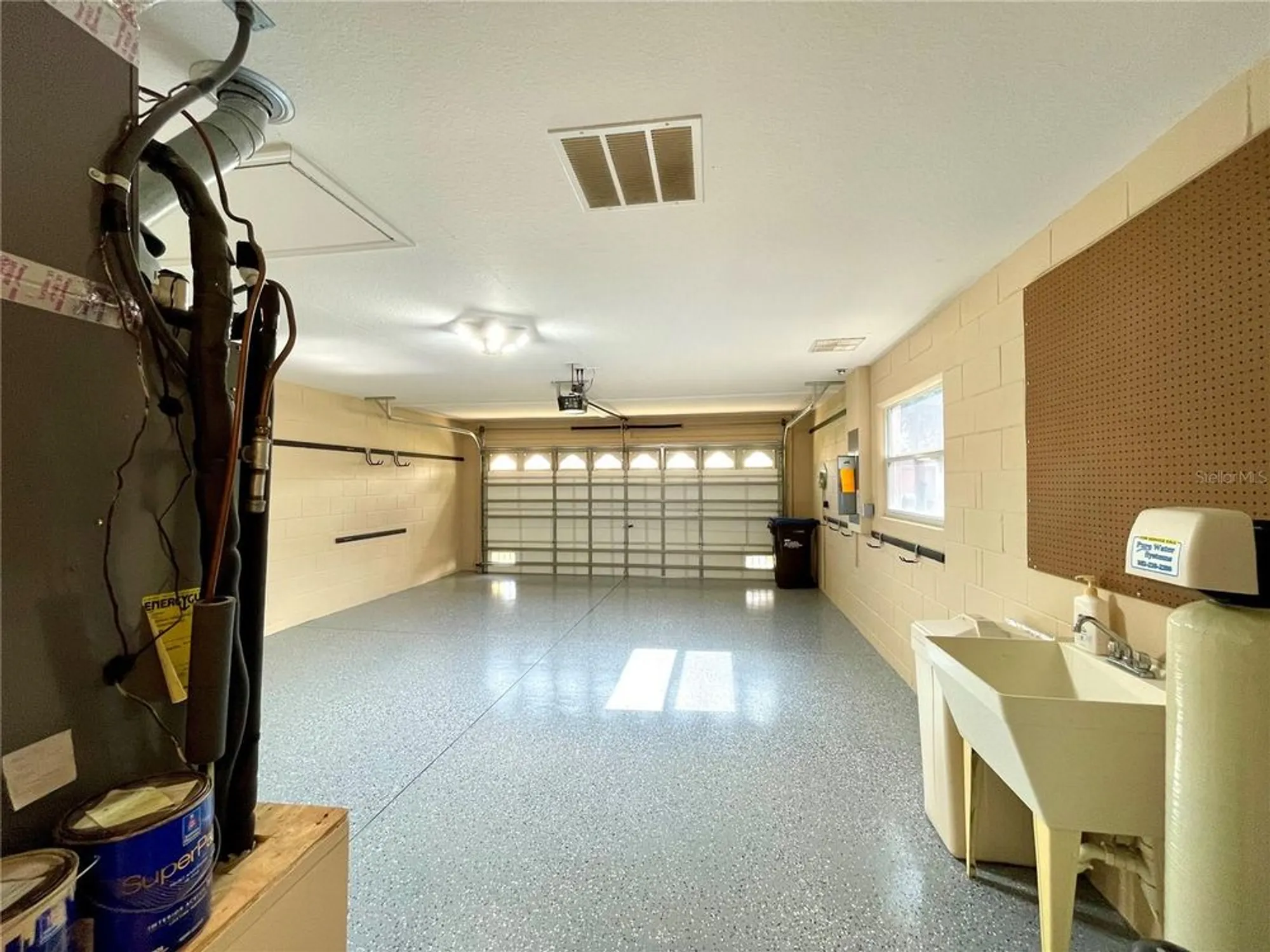 Property Slideshow image 40 of 61 | 16405 sw 14th avenue rd, Ocala, FL, 34473