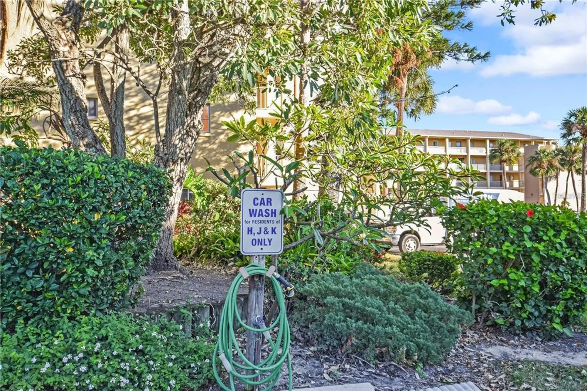 Property Slideshow image 38 of 43 | 3617 lake bayshore dr j-401, Bradenton, FL, 34205