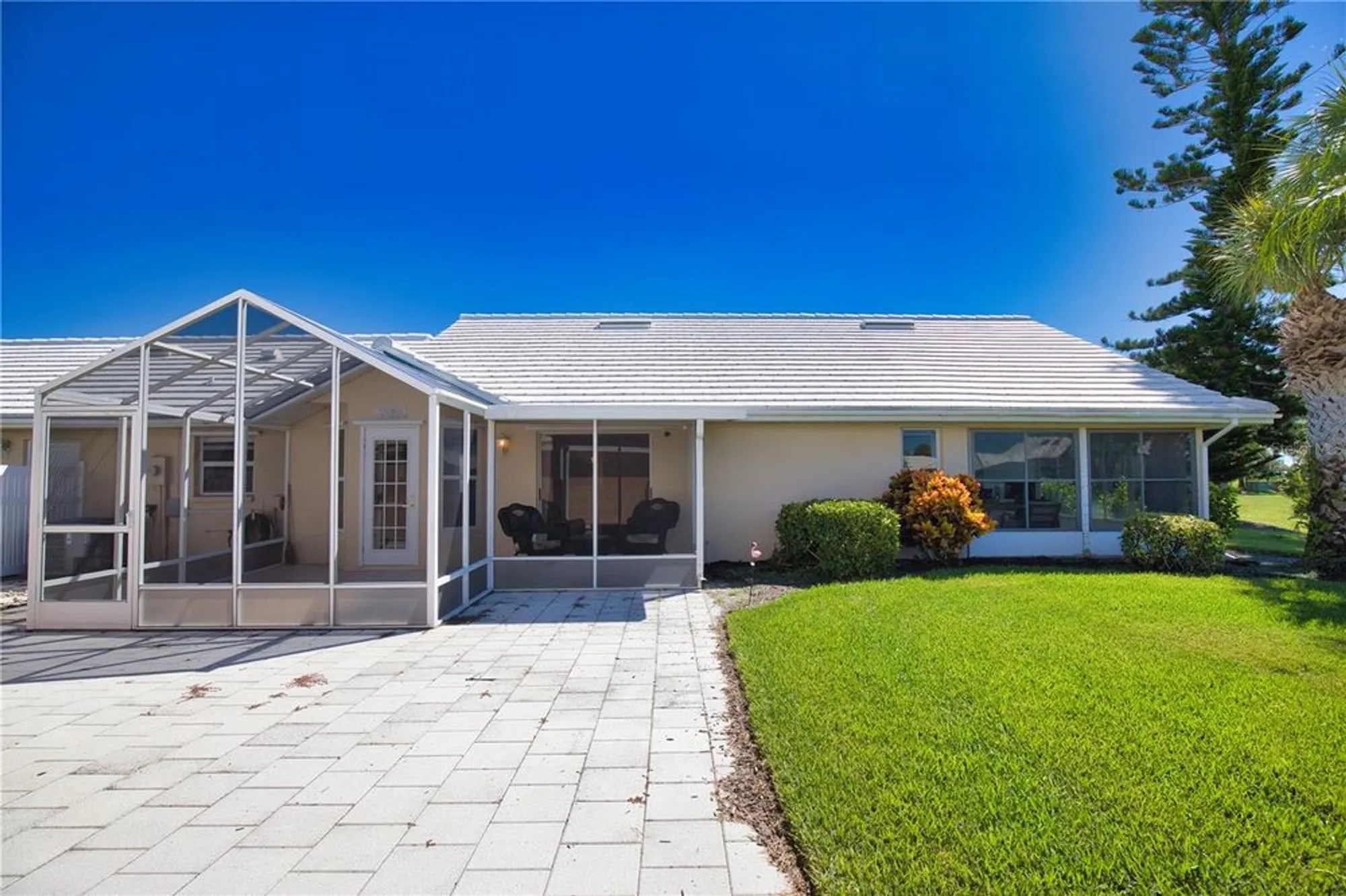 Property Slideshow image 37 of 46 | 698 harrington lake dr 9, Venice, FL, 34293