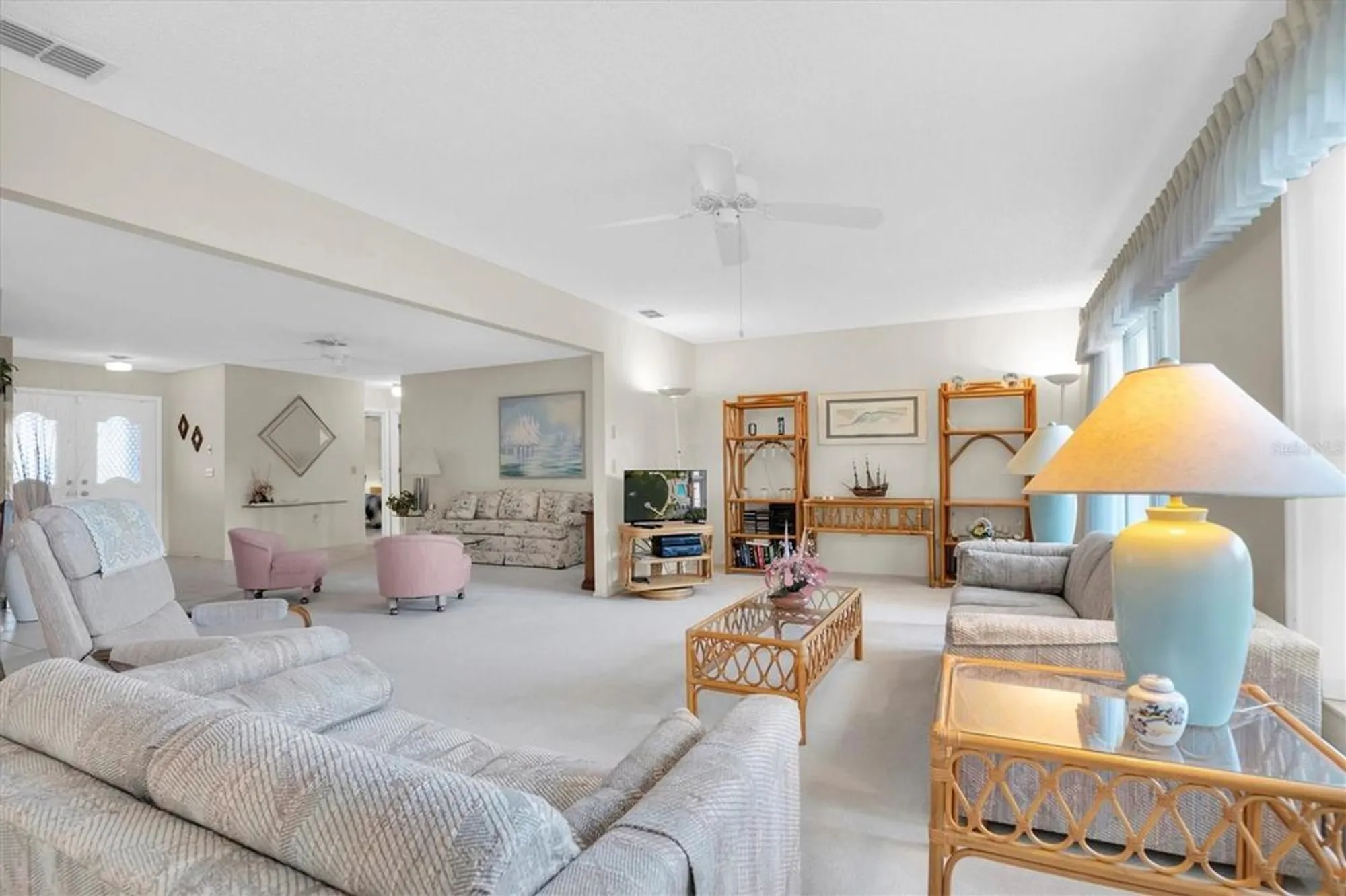 Property Slideshow image 4 of 40 | 11030 linkside dr # 11030, Port Richey, FL, 34668