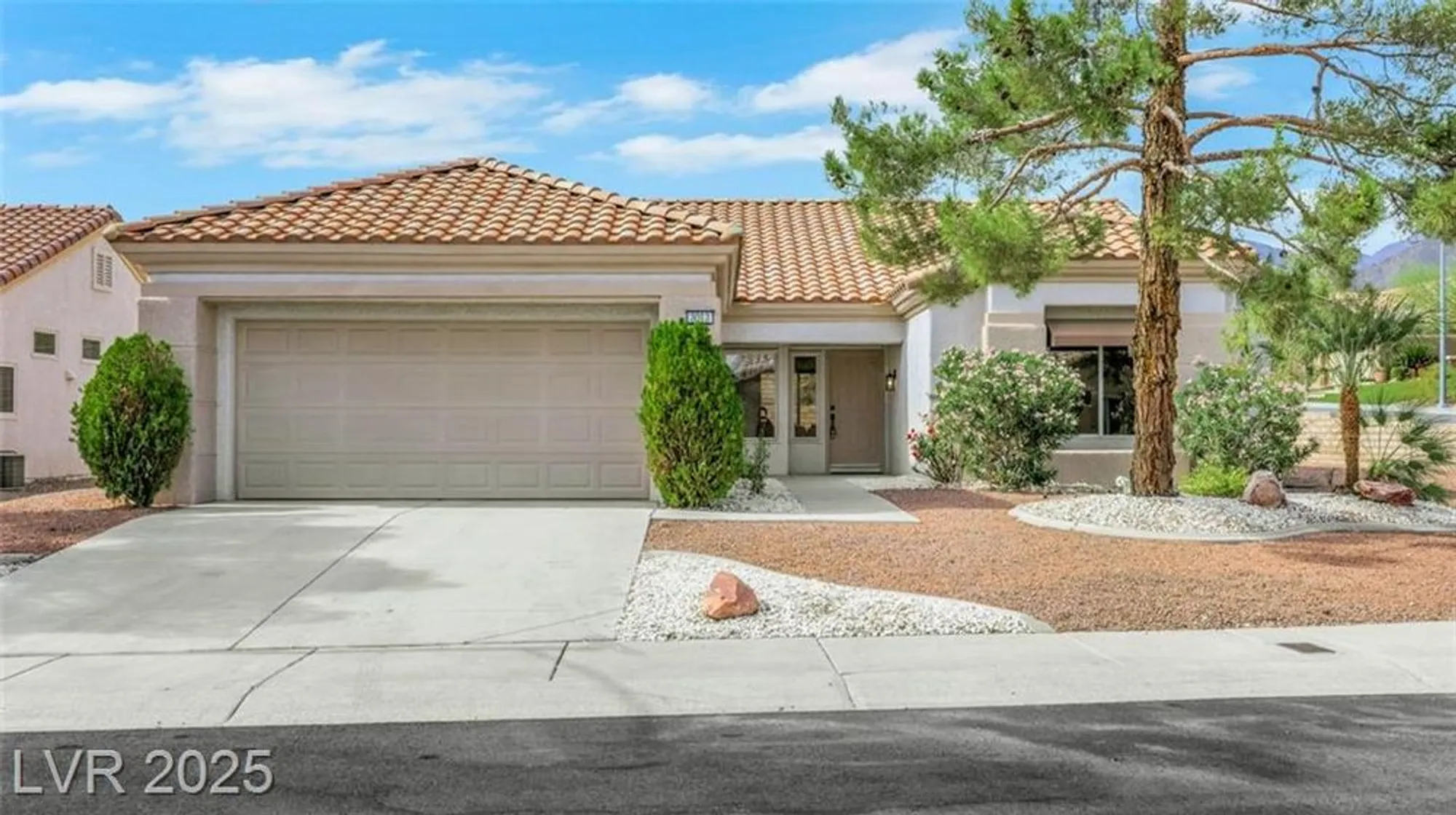 Property Slideshow image 45 of 51 | 3013 abercorn dr, Las Vegas, NV, 89134
