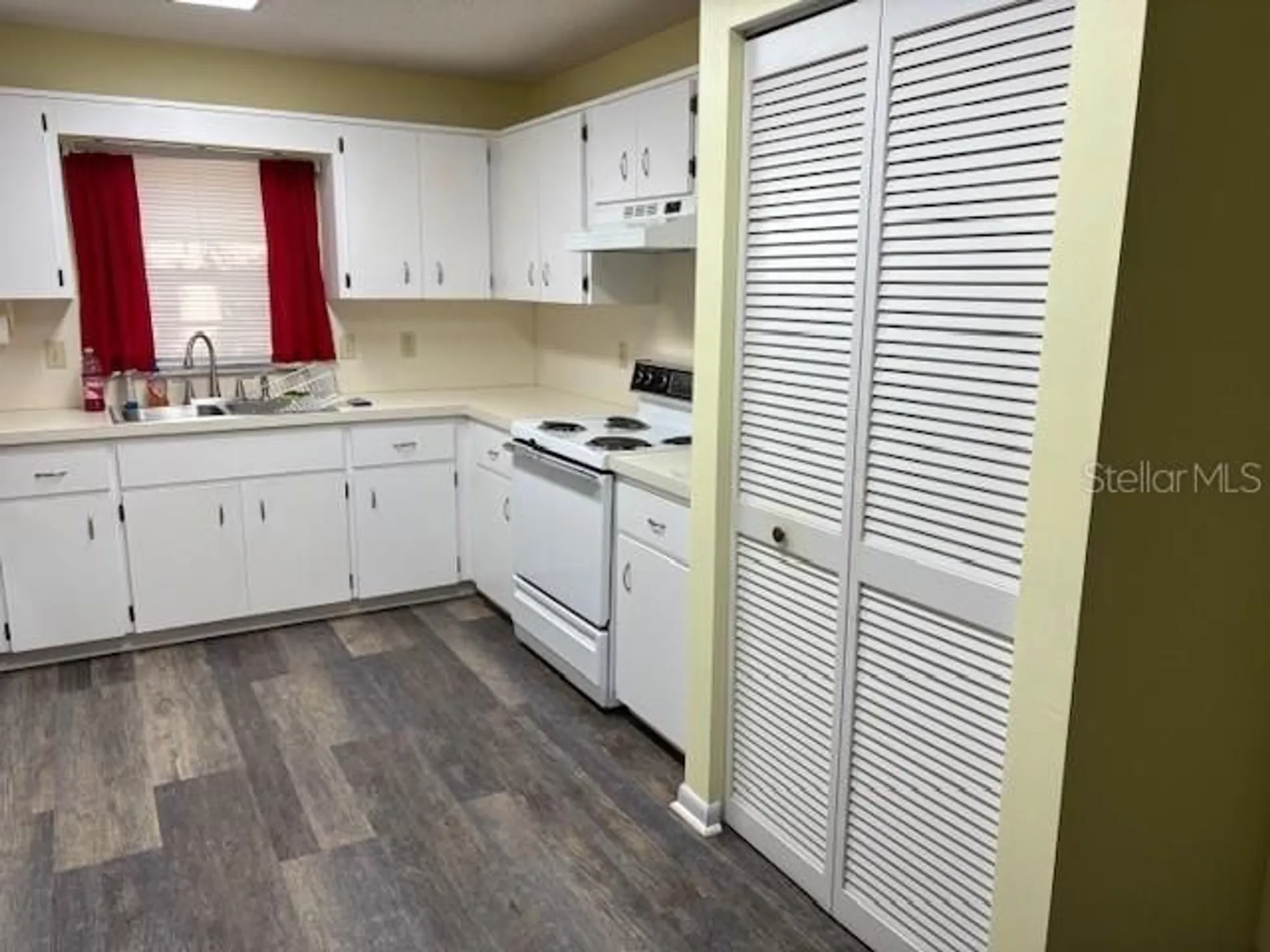 Property Slideshow image 6 of 40 | 8575 sw 90th ln b, Ocala, FL, 34481