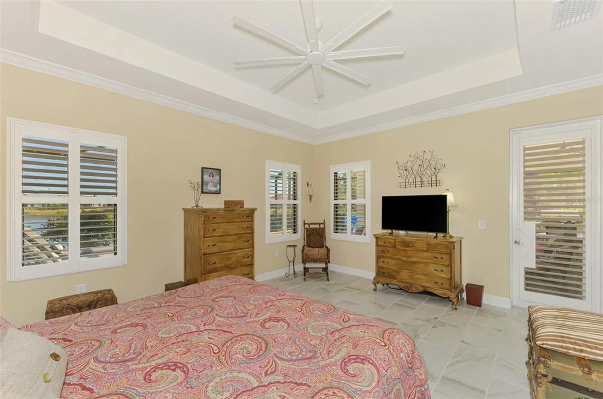 Property Slideshow image 38 of 73 | 26813 weiskopf dr, Englewood, FL, 34223