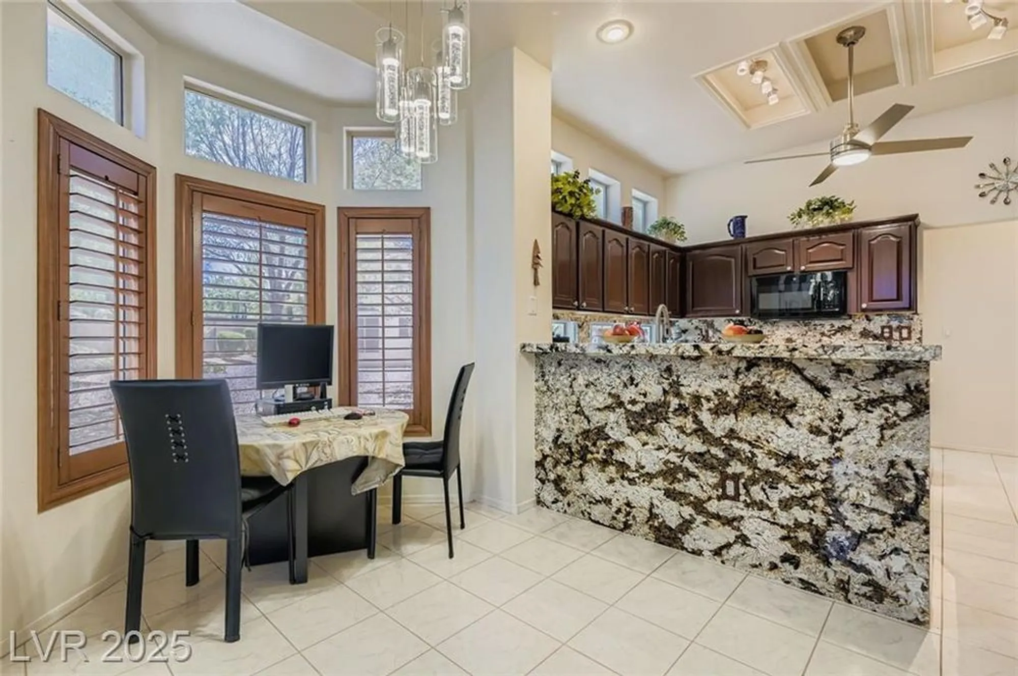 Property Slideshow image 13 of 38 | 9905 hemet dr, Las Vegas, NV, 89134