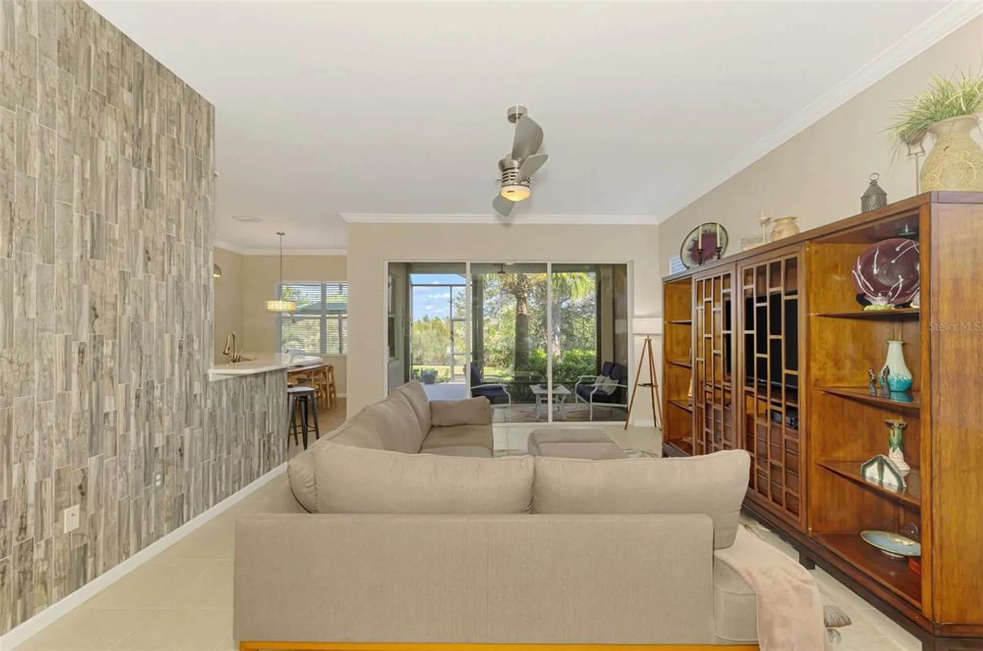 Property Slideshow image 12 of 89 | 4751 club dr, Port Charlotte, FL, 33953